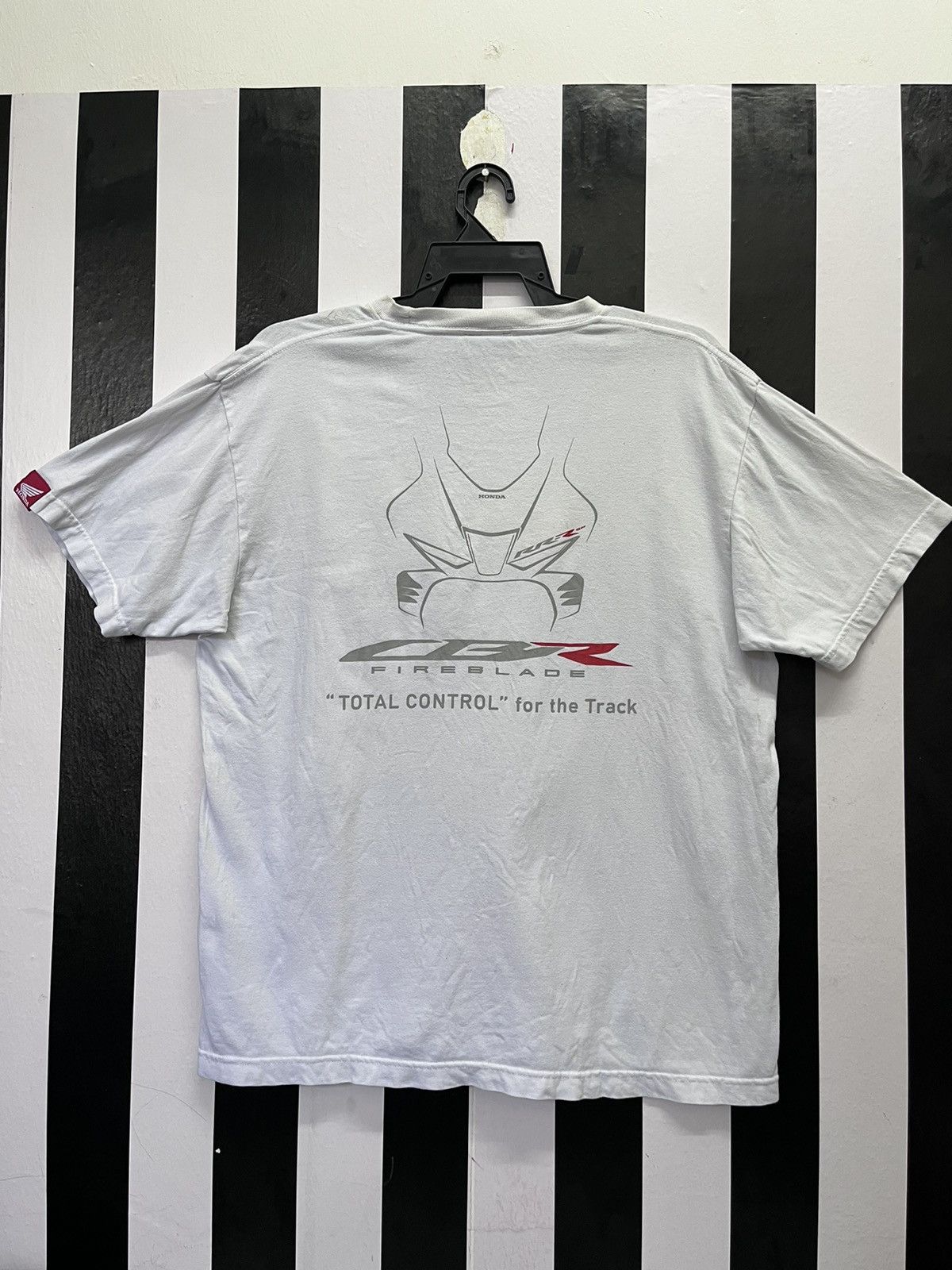 Honda × Vintage Vintage Honda CBR fireblade “TOTAL CONTROL” for the track Size US L / EU 52-54 / 3 - 1 Thumbnail