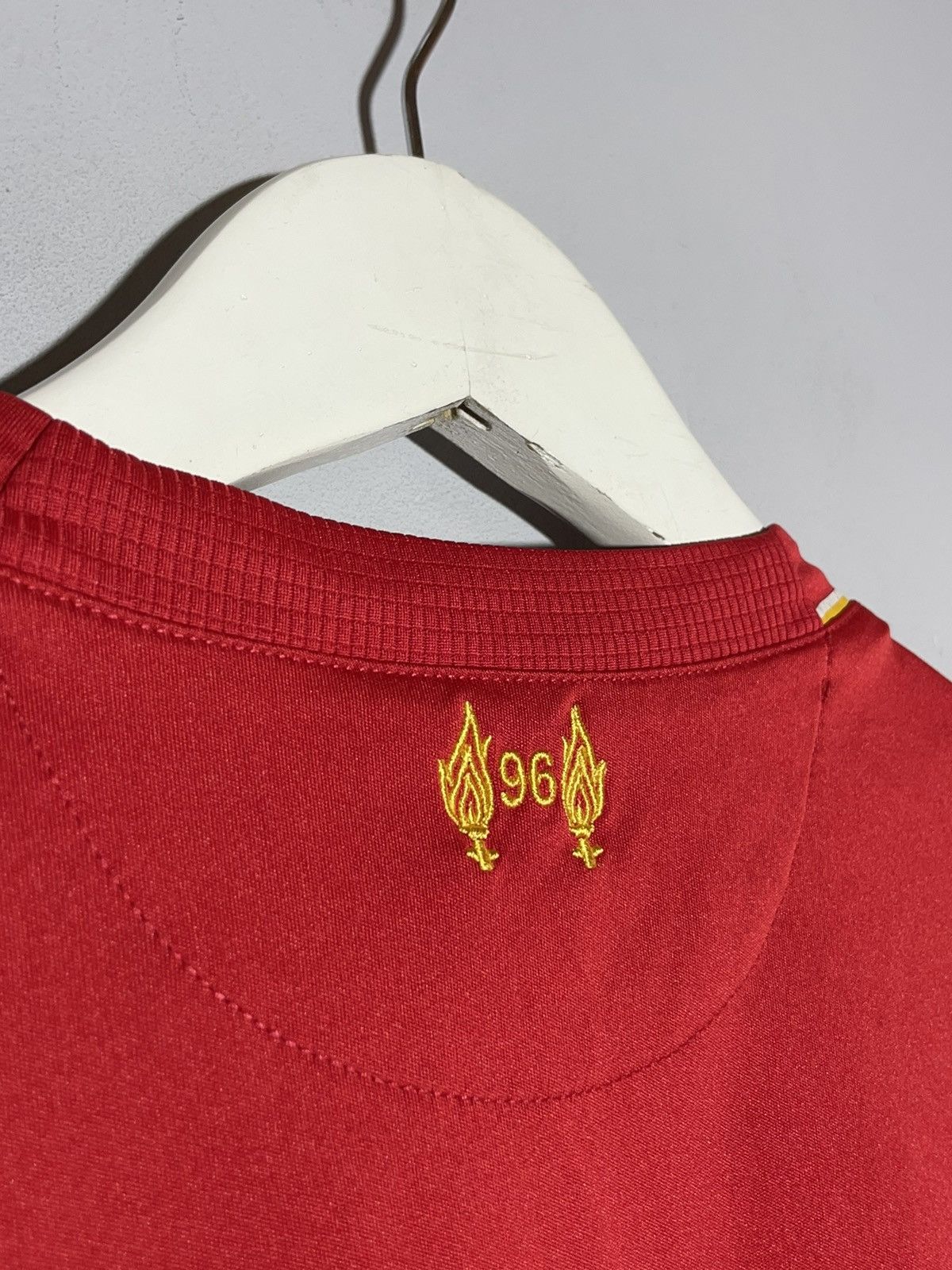 New Balance Liverpool FC 2015/16 Home New Balance Home Football Shirt Size US M / EU 48-50 / 2 - 19 Thumbnail