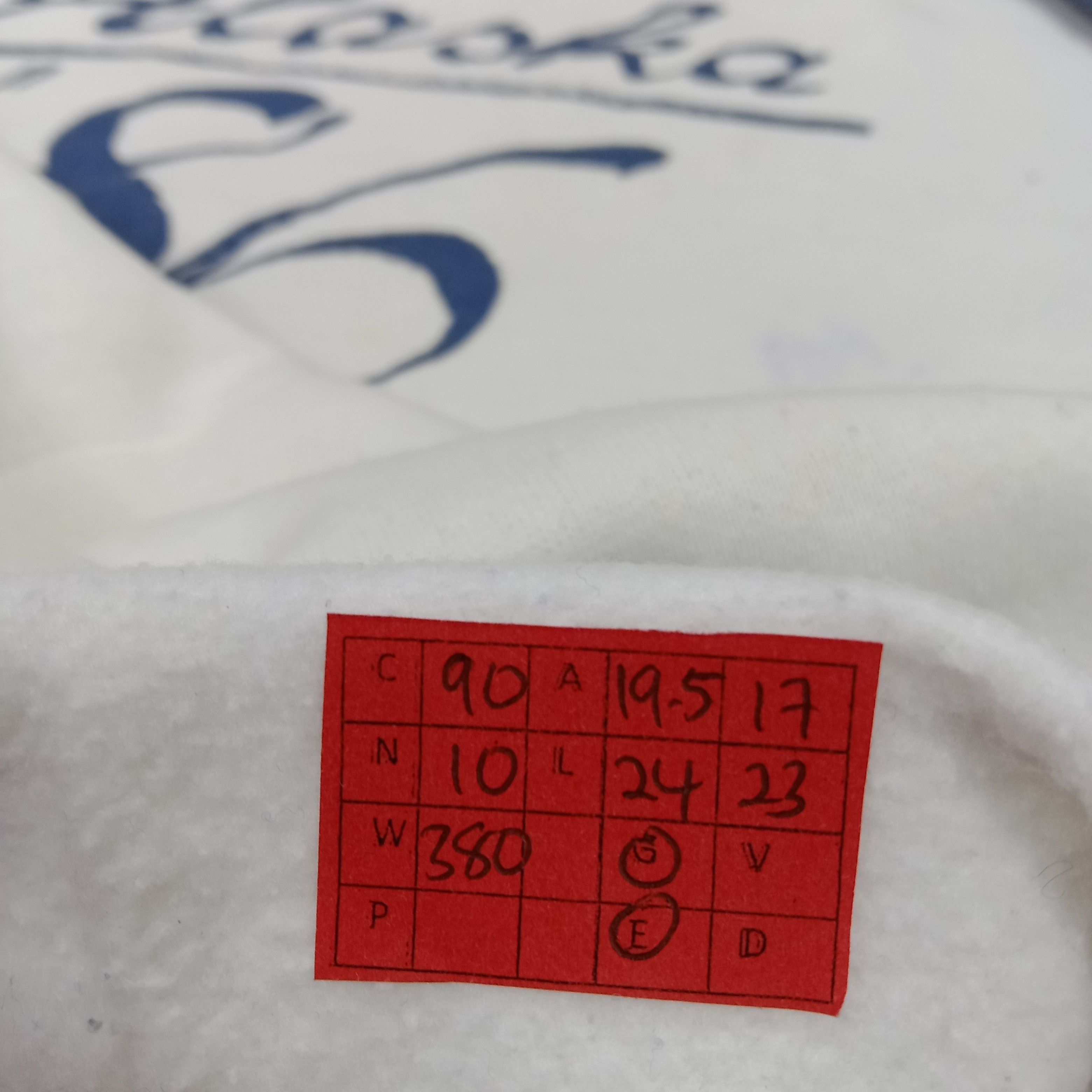 Vintage Alaska 86 Center Design Streetwear Style Vintage Hoodies Size US S / EU 44-46 / 1 - 9 Thumbnail