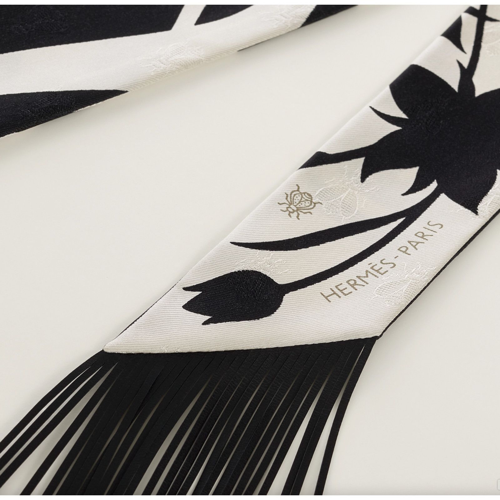 Hermes Hermes Scarf Twilly Fringe Leather Bouquet White Black Silk Size ONE SIZE - 6 Thumbnail