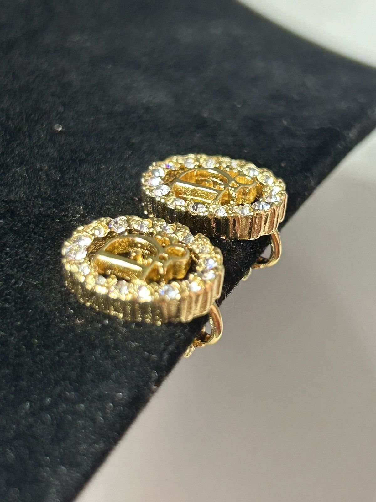 Dior Vintage Dior Rhinestone Gold Plated Oval Clip on Earrings Size ONE SIZE - 7 Thumbnail