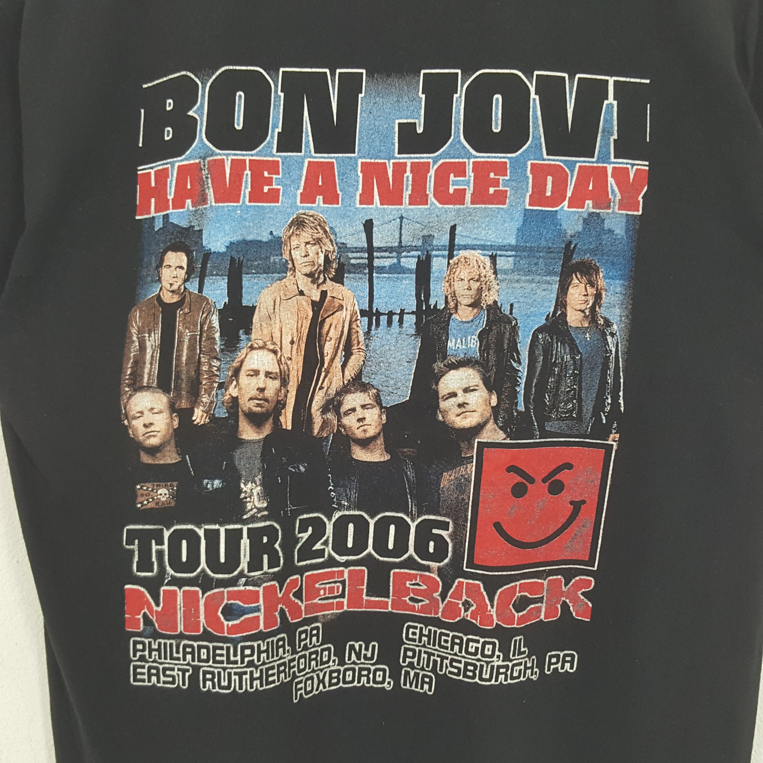 Bon Jovi × Vintage Vintage Bon Jovi Nickelback Tour 2006 Rock Tshirt Size US L / EU 52-54 / 3 - 6 Thumbnail