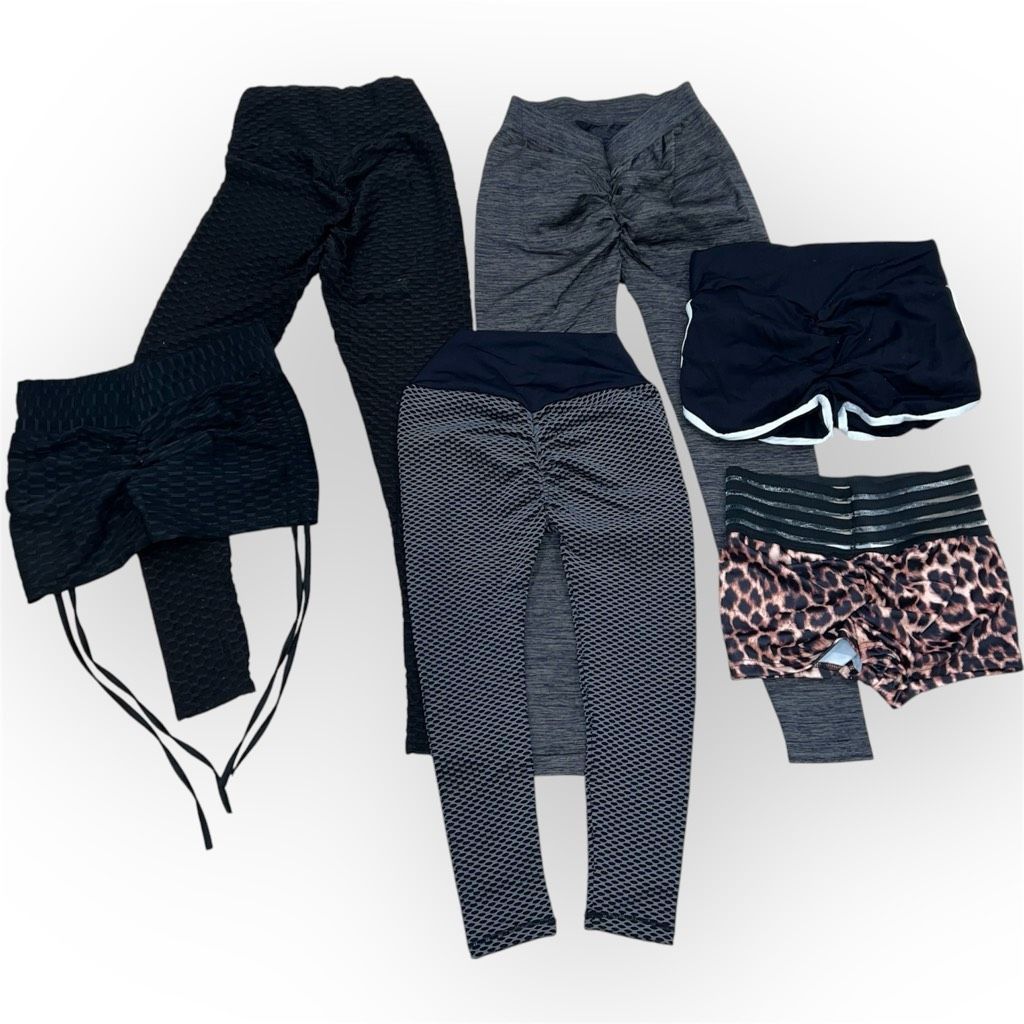 Other 6 Piece Scrunch Butt Workout Lot: Honeycomb, Cheetah XS-Small, Shorts & Leggings Size 26" / US 2 / IT 38 - 1 Thumbnail