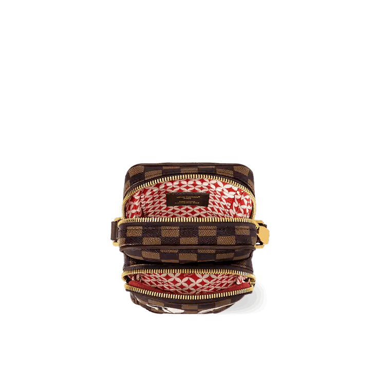 Louis Vuitton Amazone Bag Size ONE SIZE - 3 Thumbnail