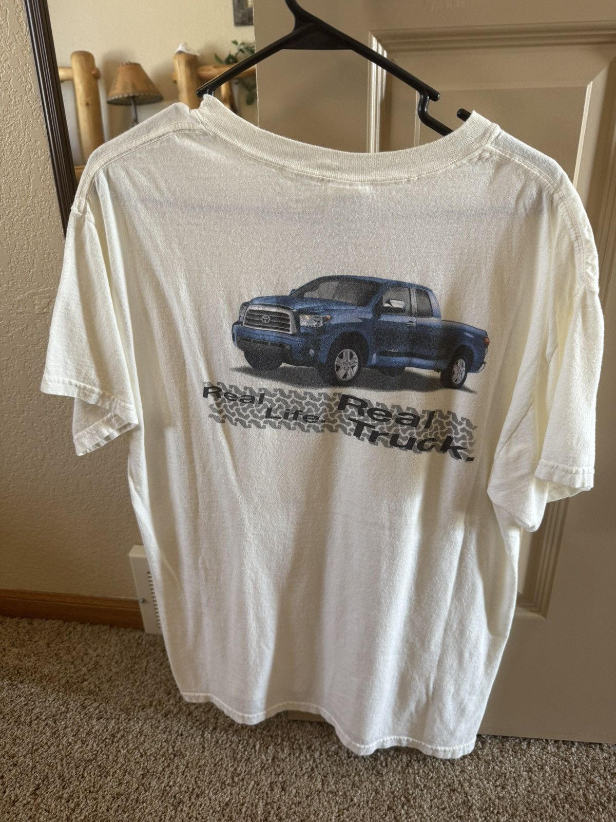 Gildan Toyota Trucks Promo Shirt Size US L / EU 52-54 / 3 - 2 Thumbnail