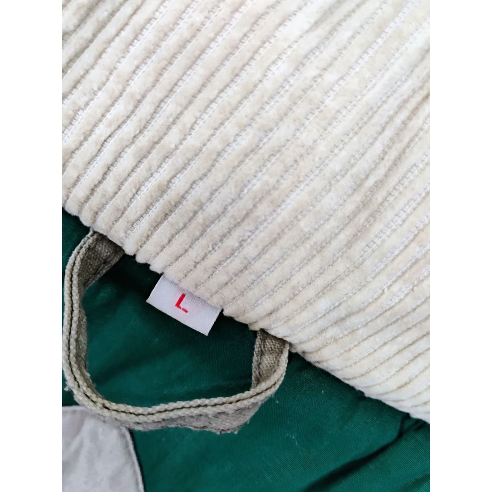 Vintage VINTAGE Wear Guard Canvas Cargo Vest Large Quilt Lined Hiking Hunting Fishing Corduroy Collar Stand-Up Collar Pockets Zip Snap Men Vest Size US L / EU 52-54 / 3 - 7 Thumbnail