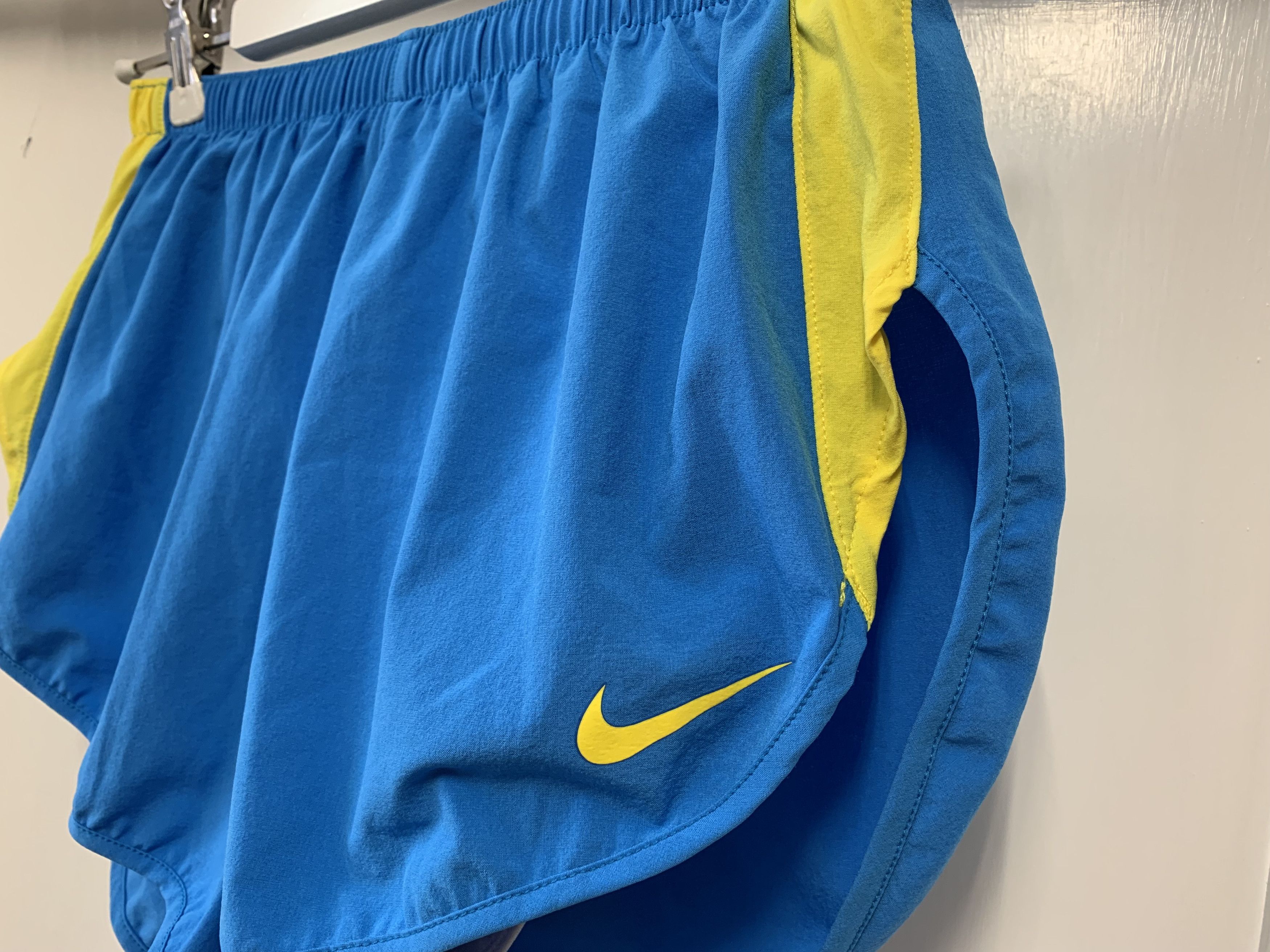 Nike NIKE NIKE SHORTS SIZE -S NEW! MADE IN USA!!! Size US 30 / EU 46 - 6 Thumbnail