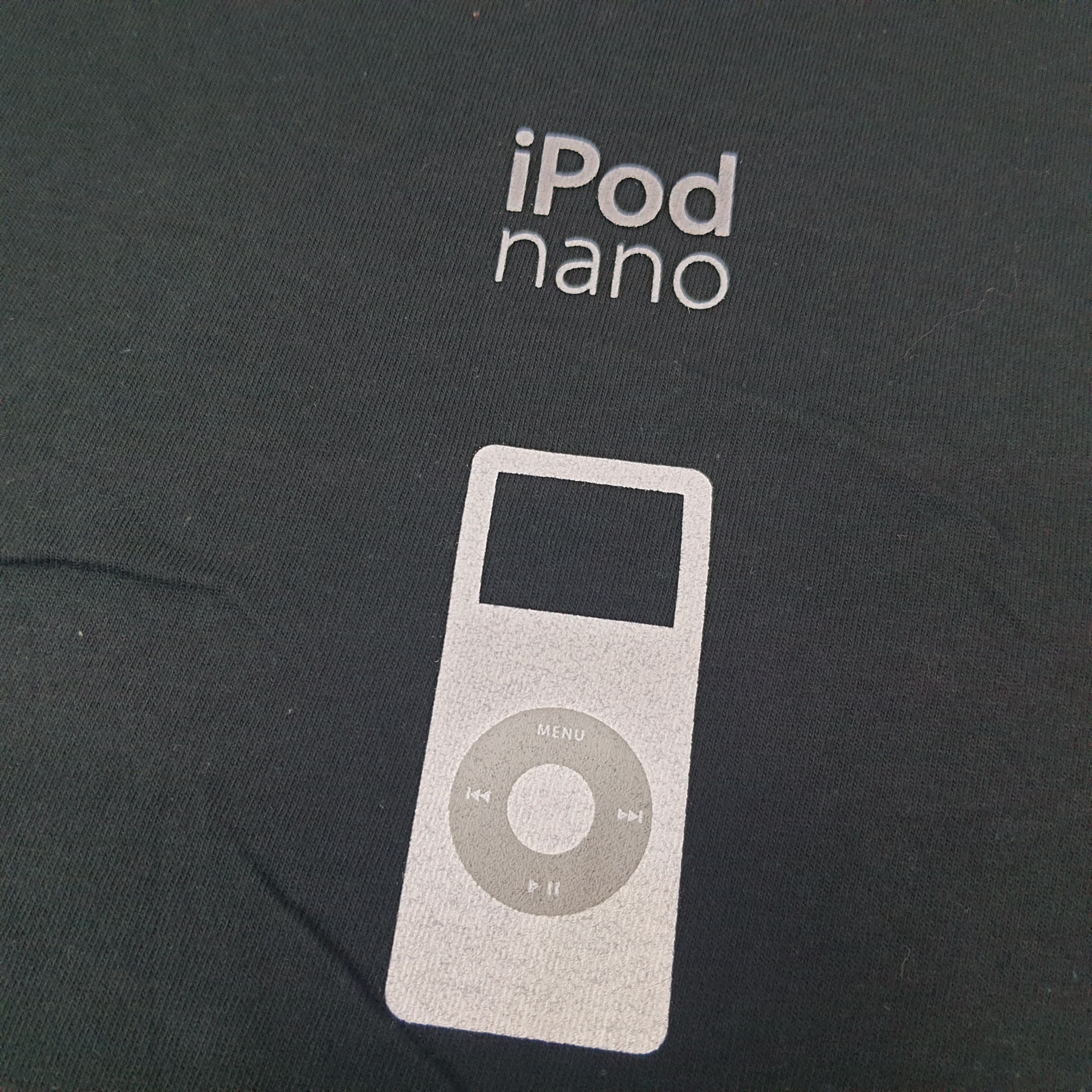 Apple Vintage Apple iPod nano Product Tshirt C249N10 Size US L / EU 52-54 / 3 - 2 Thumbnail