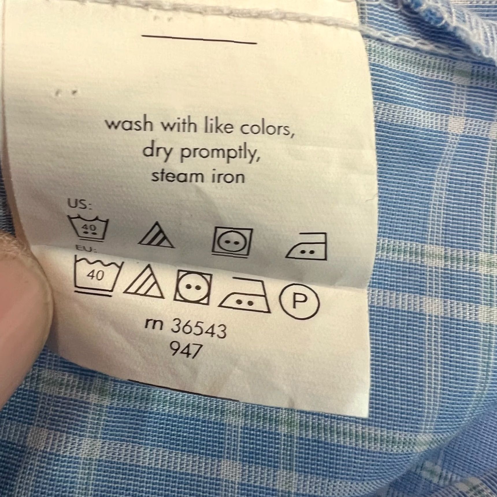 Van Heusen Van Heusen Long Sleeve Shirt Mens Size 17 1/2 X 33 Blue Checked Air Regular Fit Size US XXL / EU 58 / 5 - 7 Thumbnail