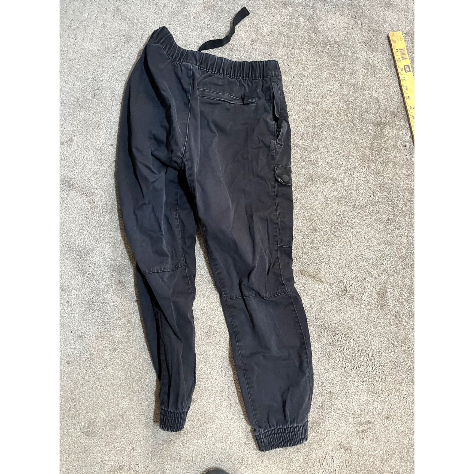 H&M H&M Slim Fit Cargo Jogger Pants Size Small Color Black Elastic Waist Women Pants Jogger Casual Size 26" / US 2 / IT 38 - 4 Thumbnail