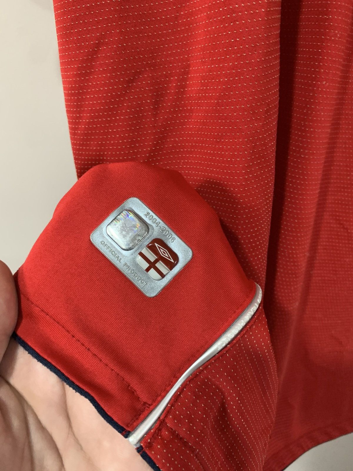 Umbro × Vintage England 2004/06 Away Football Shirt Umbro Soccer Jersey Size US XXL / EU 58 / 5 - 9 Thumbnail