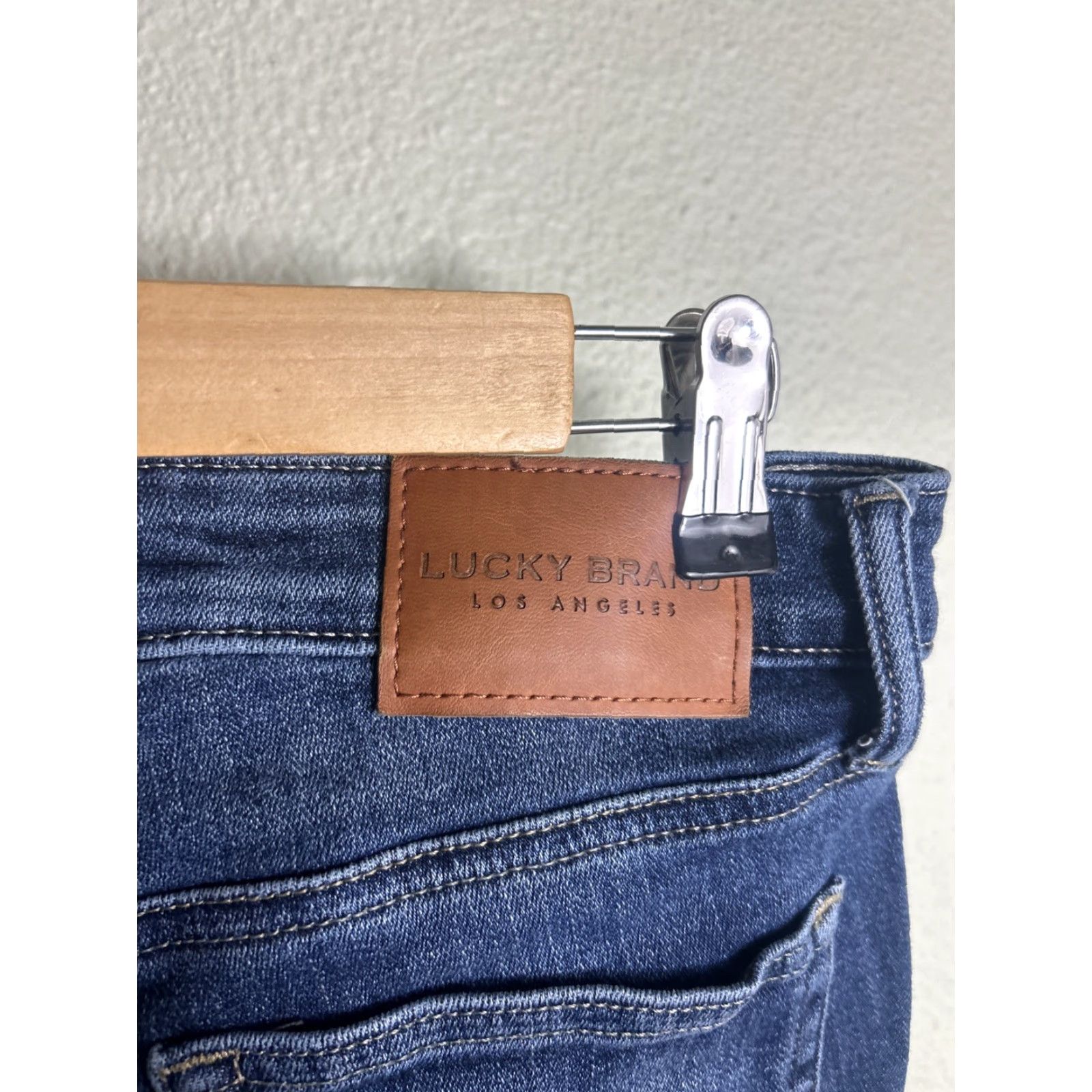 Lucky Brand Lucky Brand Womens Jeans 8/29 Dark Wash Low Rise Skinny Lolita 29x28 8 Blue Size 30" / US 8 / IT 44 - 7 Thumbnail