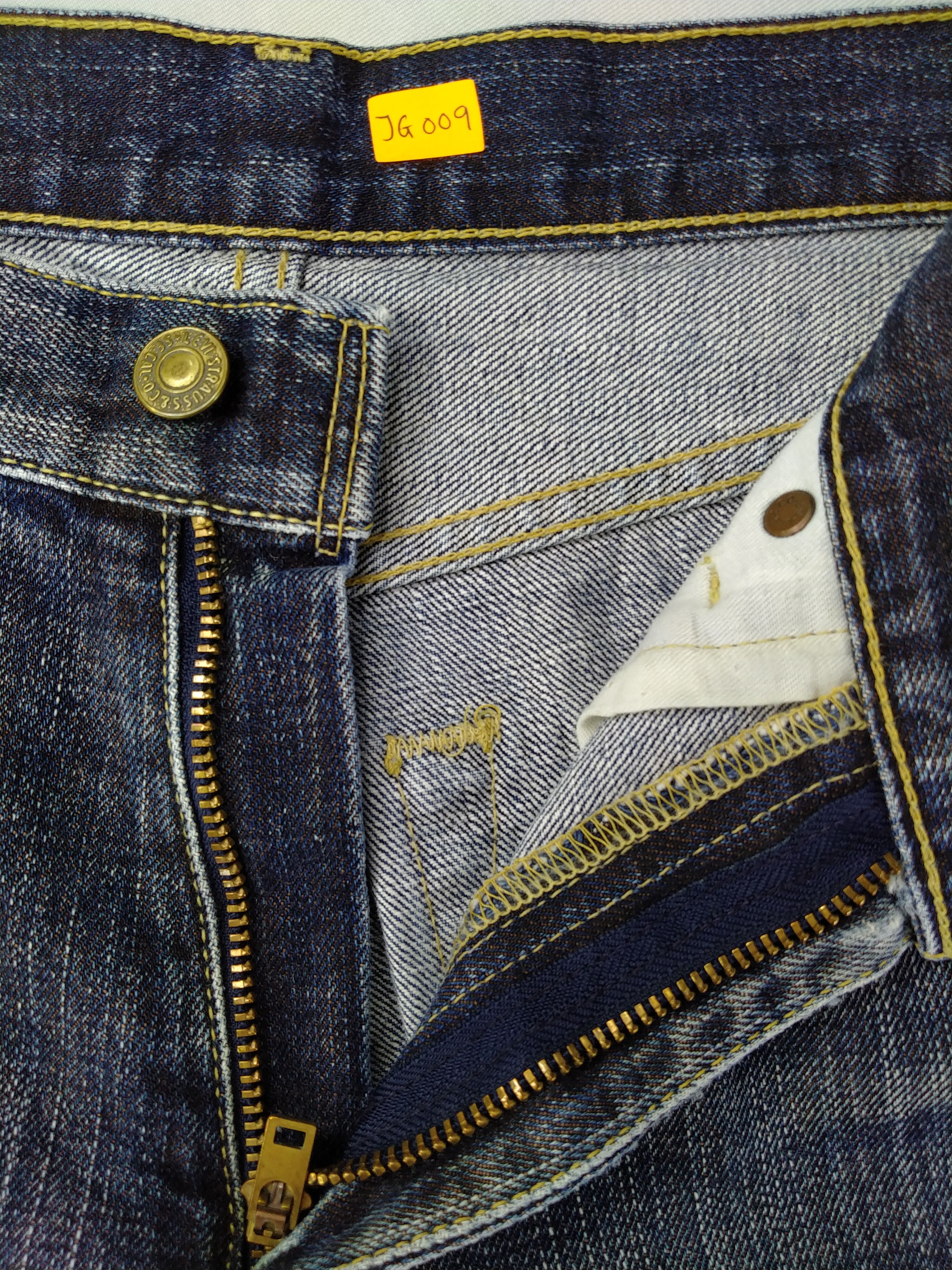 Levi's Distressed Indigo Vintage Levi's 532 30x30 Denim -JG009 Size US 30 / EU 46 - 7 Thumbnail