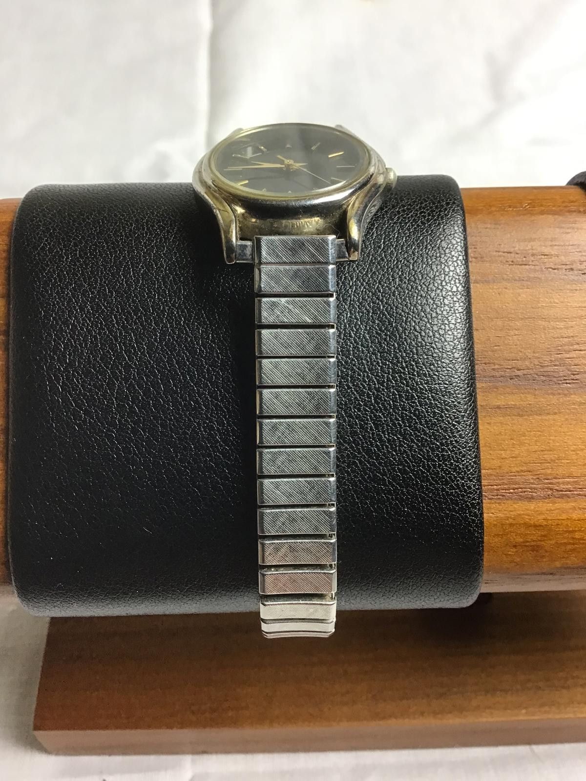 Seiko Seiko Classic Black Dial Stainless Steel Watch V401-4661 R2 Size ONE SIZE - 3 Thumbnail