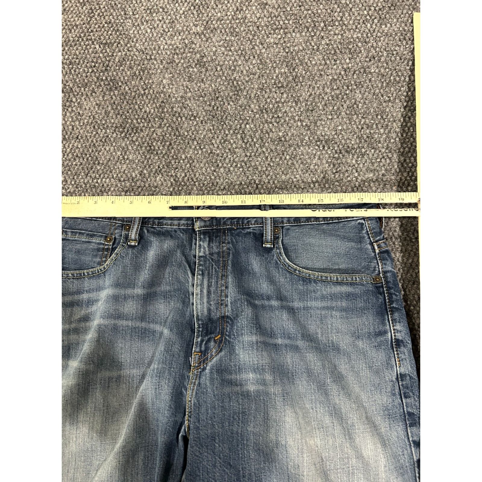 Levi's Levi's 569 Shorts Mens 34 Denim Blue Faded Classic Casual Chino 5-Pocket | Vintage? No | Blue Size US 34 / EU 50 - 4 Thumbnail