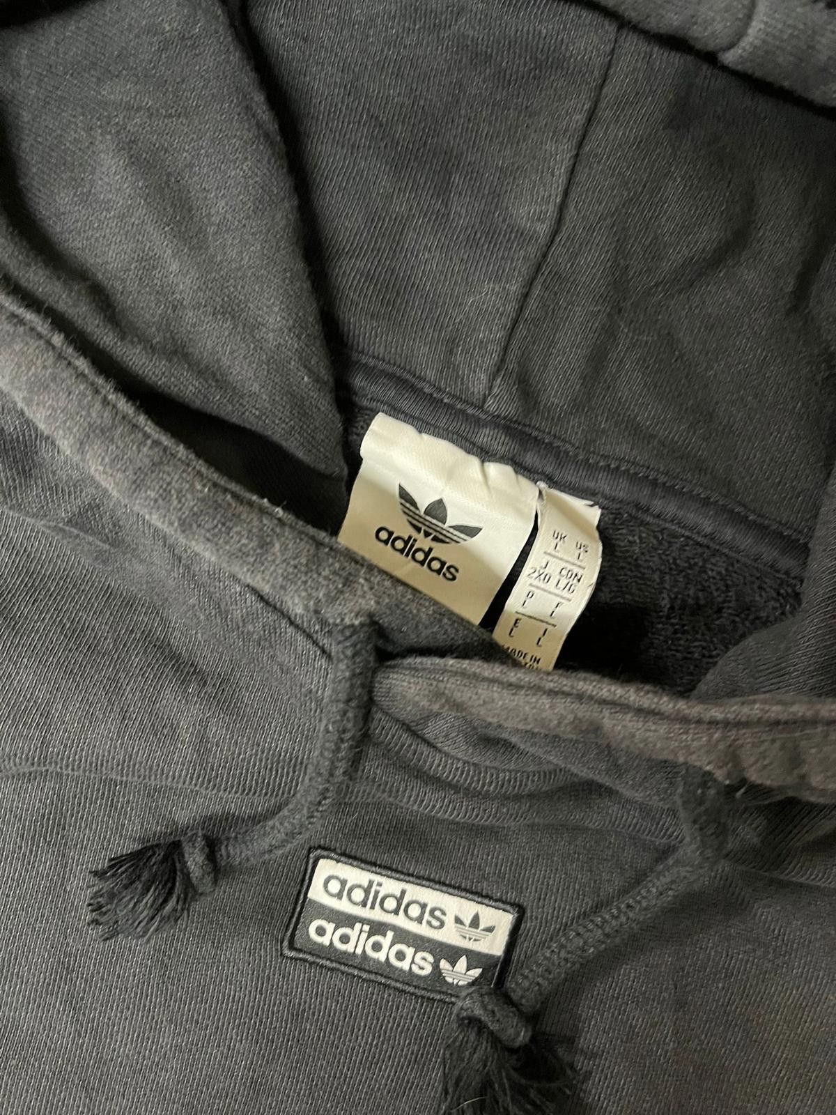 Adidas Adidas Graphic Hoodie - Comfortable and Stylish Size US L / EU 52-54 / 3 - 5 Thumbnail