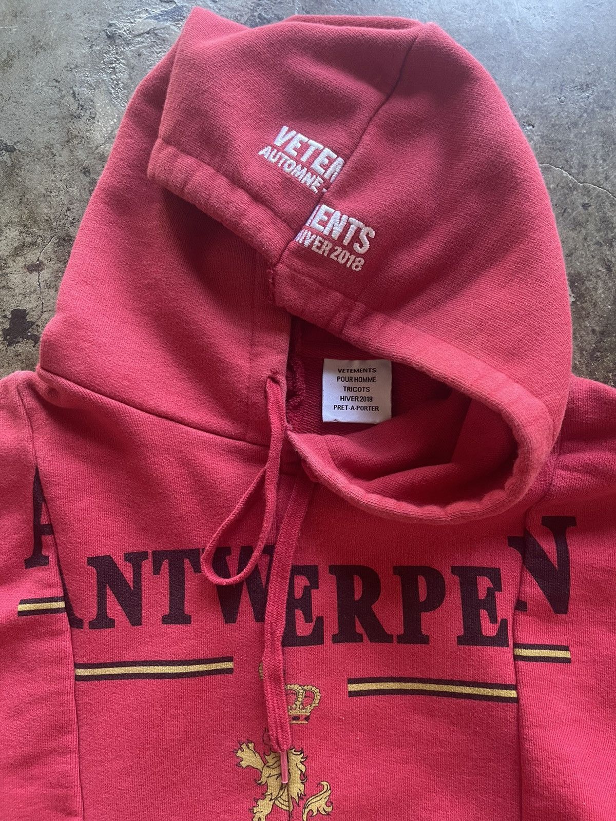 Vetements Vetement Antwerpen Split Hoodie AW18 Size US S / EU 44-46 / 1 - 5 Thumbnail