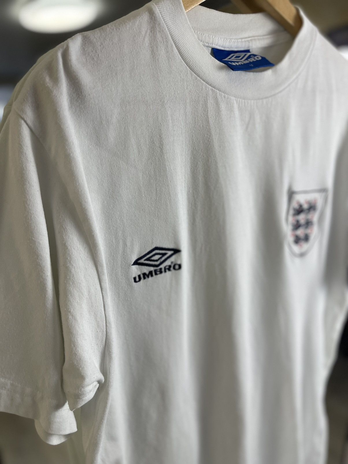 Umbro Vintage Umbro England Three Lions Embroidered Logo Tee Size US M / EU 48-50 / 2 - 4 Thumbnail