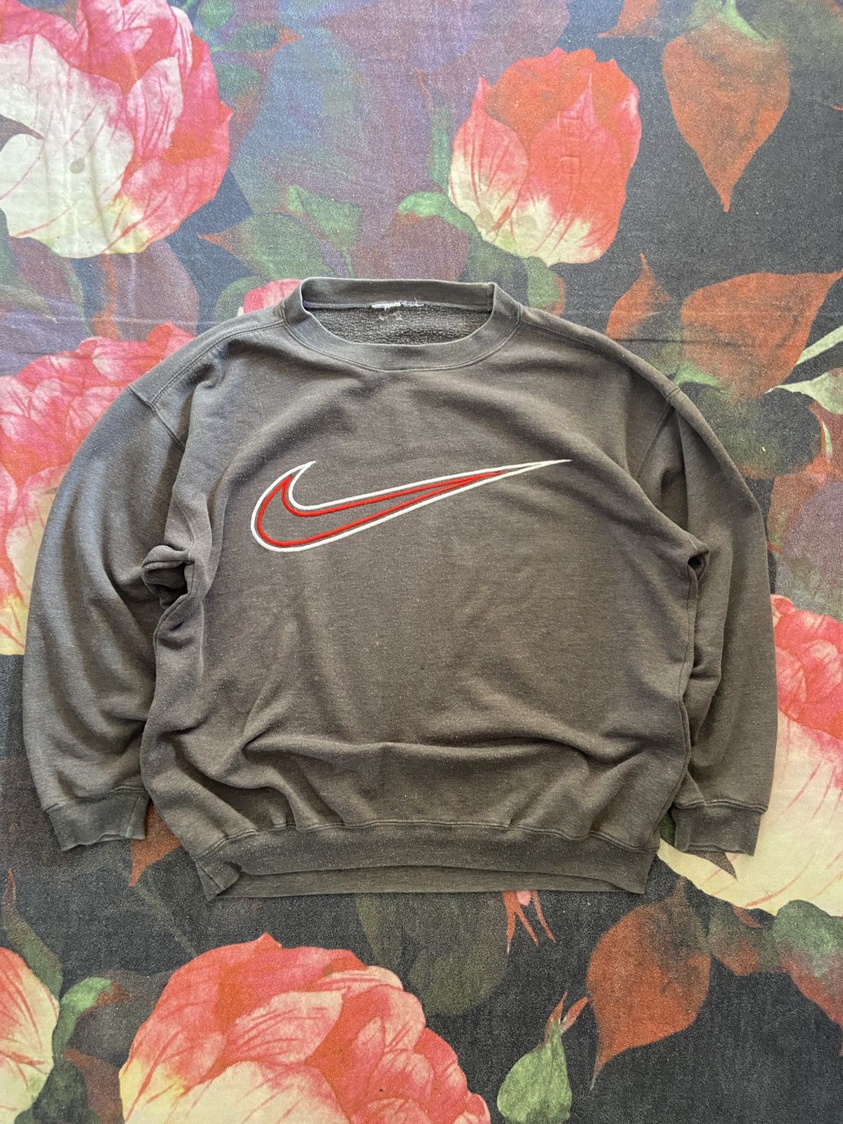 Nike × Vintage Vintage 90’s Nike Crewneck Size US L / EU 52-54 / 3 - 2 Thumbnail