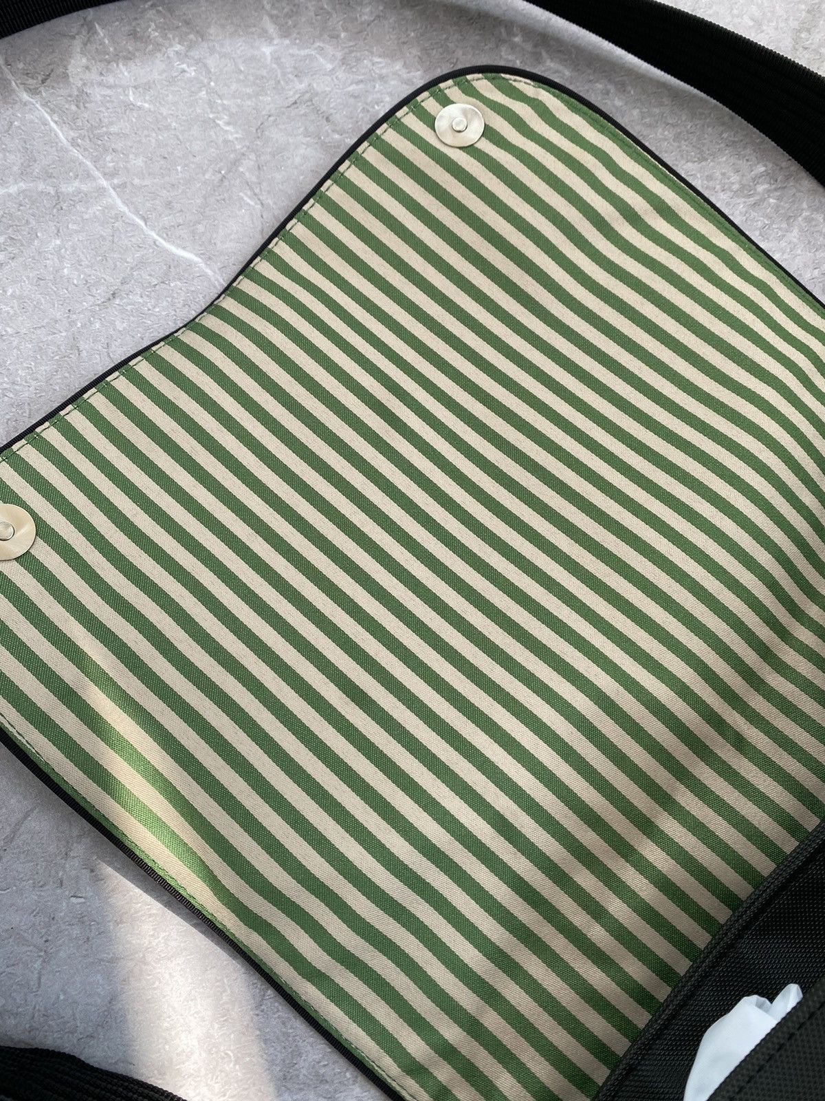 Lacoste Vintage Y2K Lacoste Crossbody Messenger Bag Adjustable Strap Size ONE SIZE - 9 Thumbnail