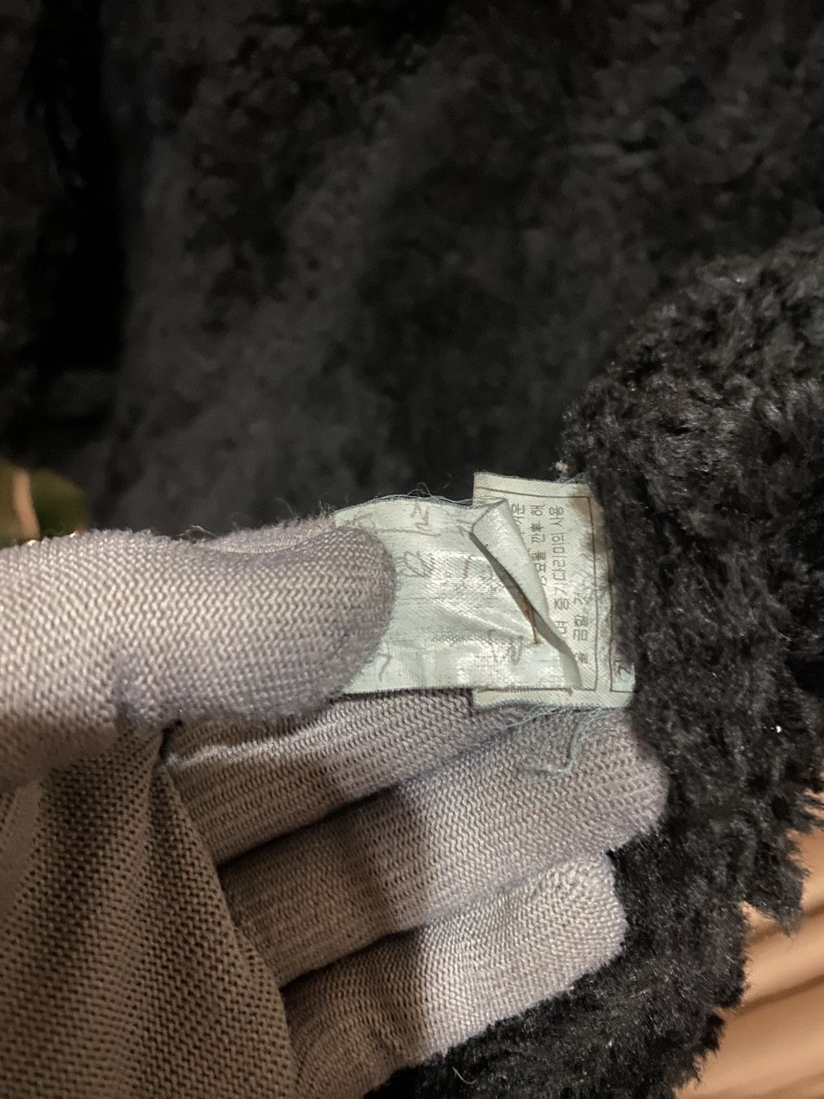 Vintage Vintage Y2K THIS ONLY Black Shearling Bomber Jacket Size US L / EU 52-54 / 3 - 8 Thumbnail