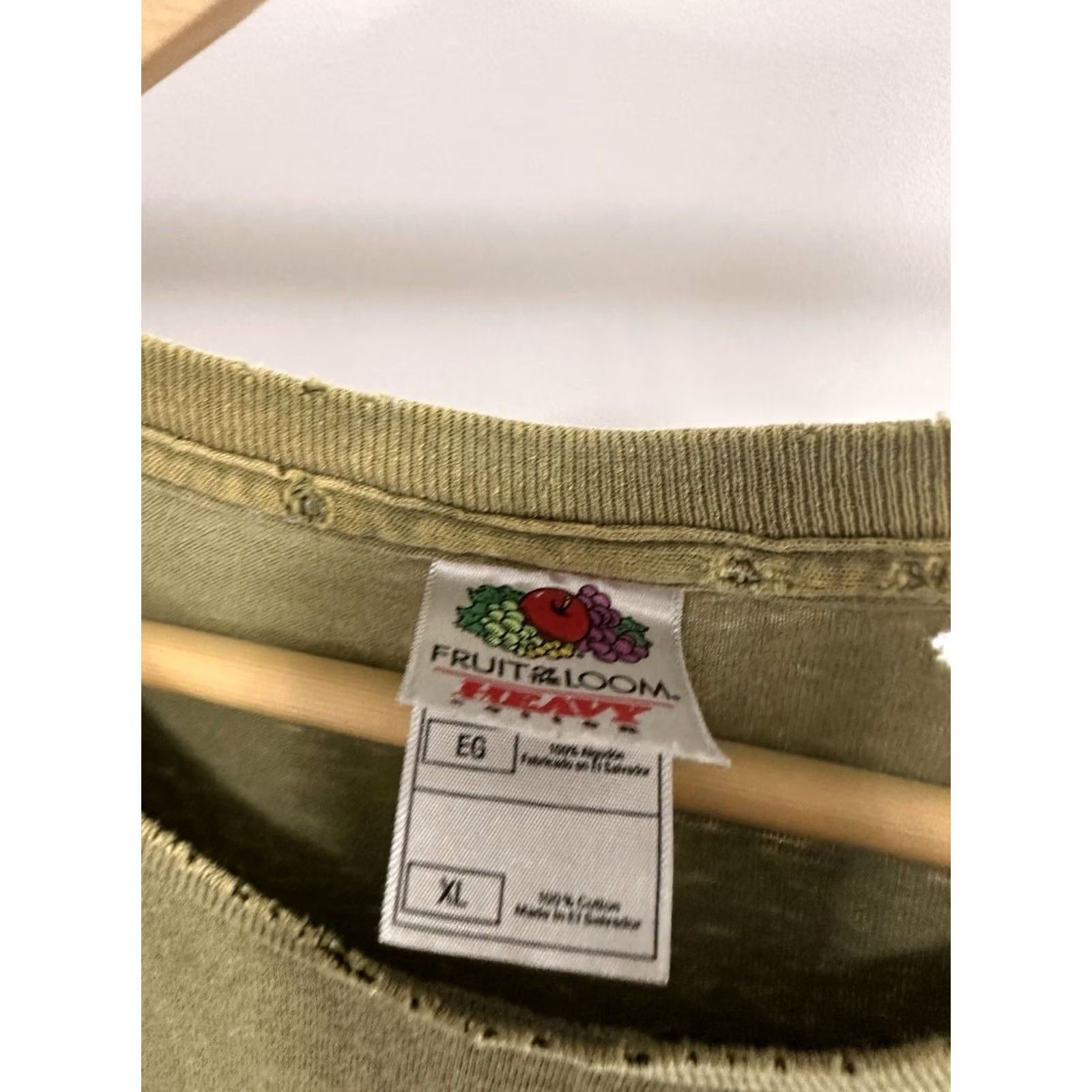 Fruit Of The Loom VTG Green Day American Idiot Myspace Era Worn Thrashed T-Shirt Size XL Shirt Mens Green Punk Rock TS XL Distressed Thrashed Emo 90s Size US XL / EU 56 / 4 - 3 Thumbnail