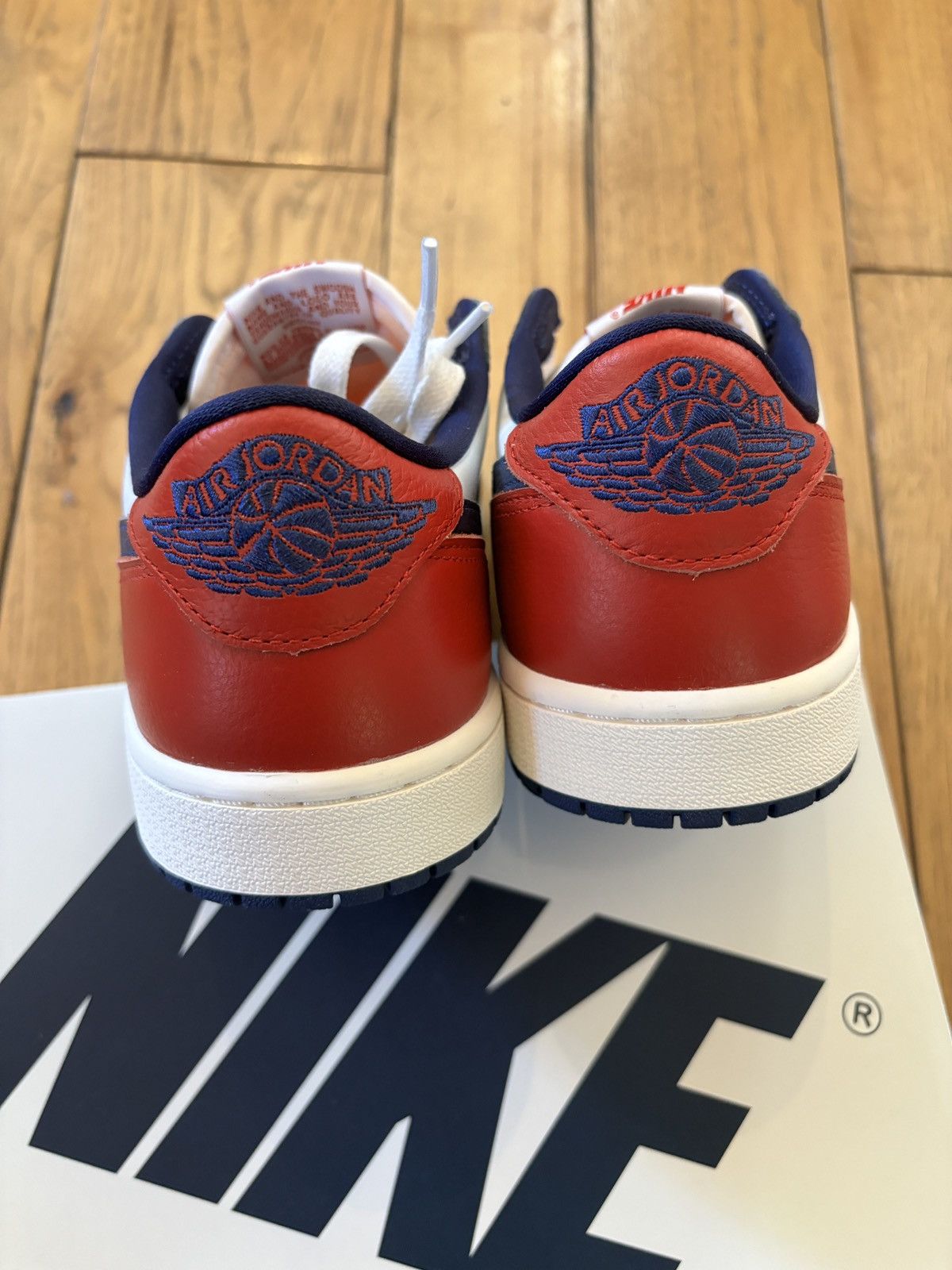 Jordan Brand × Nike Jordan 1 Low OG Howard University Size US 9 / EU 42 - 8 Thumbnail