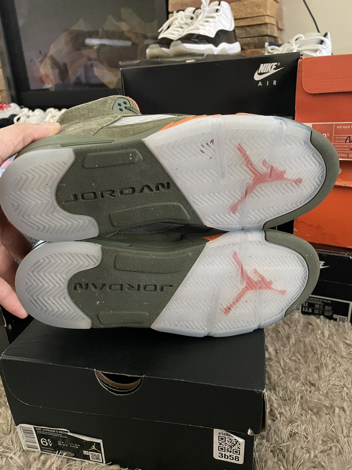 Jordan Brand Jordan 5 Olive Size US 6.5 / EU 39-40 - 7 Thumbnail