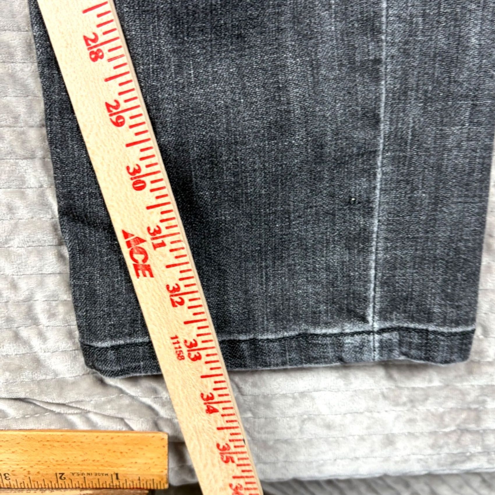 Vintage 5.11 Tactical Defender-Flex Slim Jeans Mens 38x33 Gray Black 74465-150 Denim Slim Jeans Straight Casual Mens Size US 38 / EU 54 - 4 Thumbnail