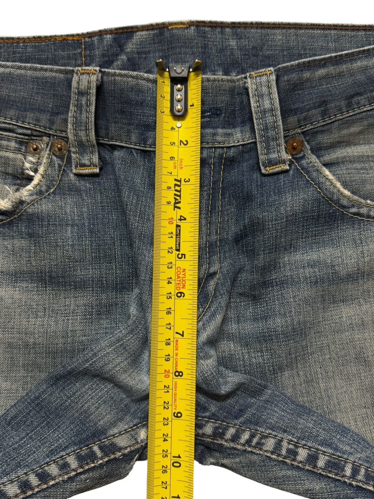 Levi's Vintage 90s Levis 507 Faded Wash Distressed Wide Leg Bootcut Size US 32 / EU 48 - 13 Thumbnail