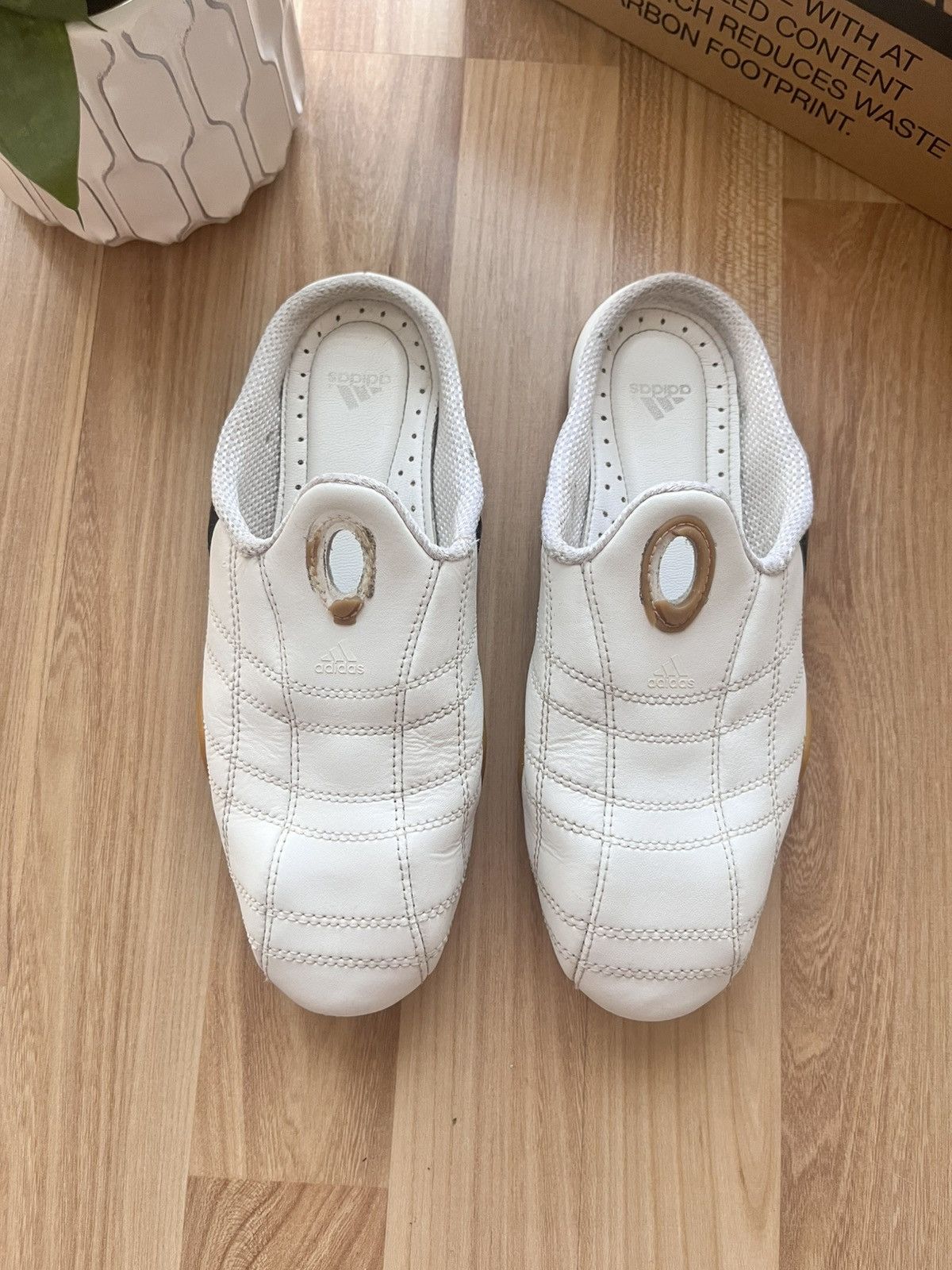Adidas Adidas chentao white leather slides rare item y2k Size US 6 / EU 39 - 4 Thumbnail