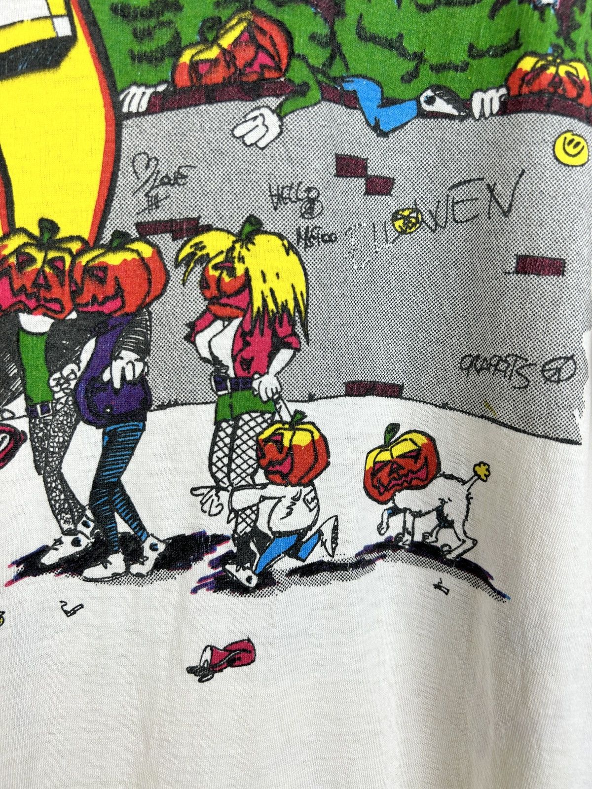 Band Tees 80s Vintage Helloween 1989 Live Tour Band T-Shirt Size US XL / EU 56 / 4 - 9 Thumbnail