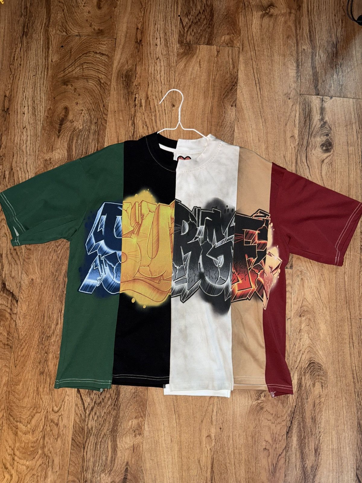 Other Royal Surge “Split Graffiti” Tee *RARE* Size US S / EU 44-46 / 1 - 3 Thumbnail