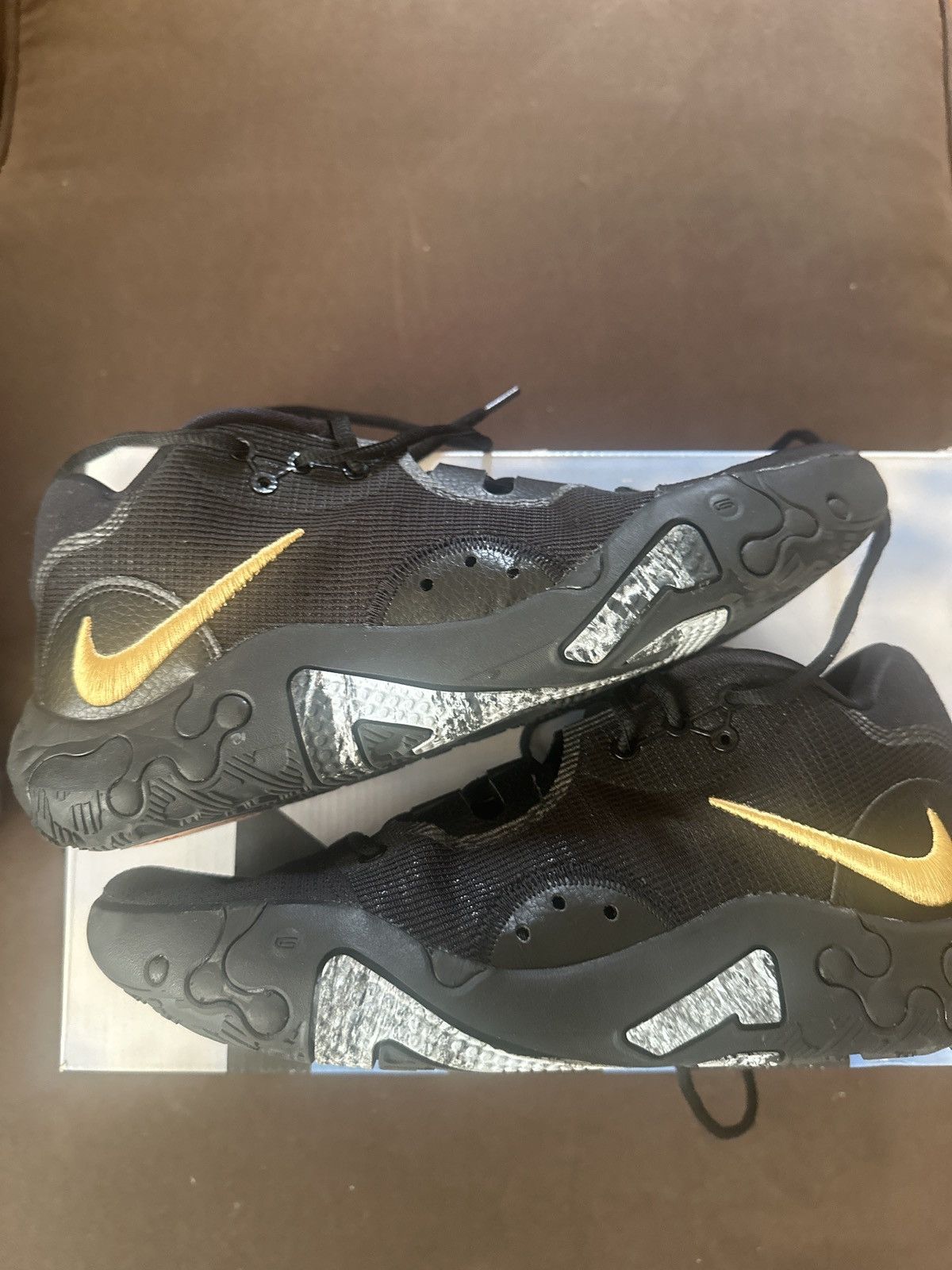 Nike PG 6 Black/Gold Size US 10 / EU 43 - 1 Thumbnail