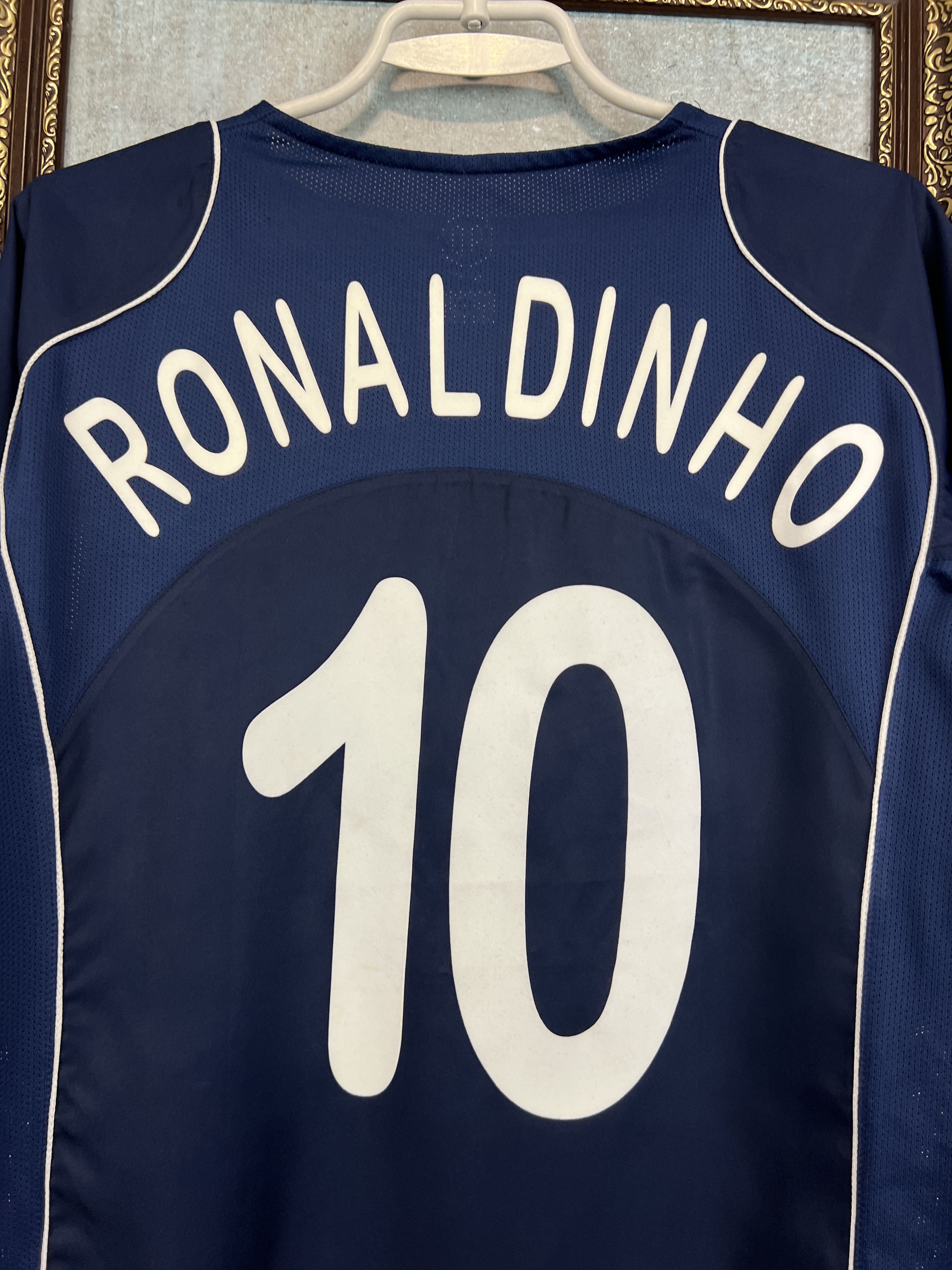 Nike Paris Saint-Germain PSG football shirt #10 Ronaldinho Jersey Size US XL / EU 56 / 4 - 9 Thumbnail