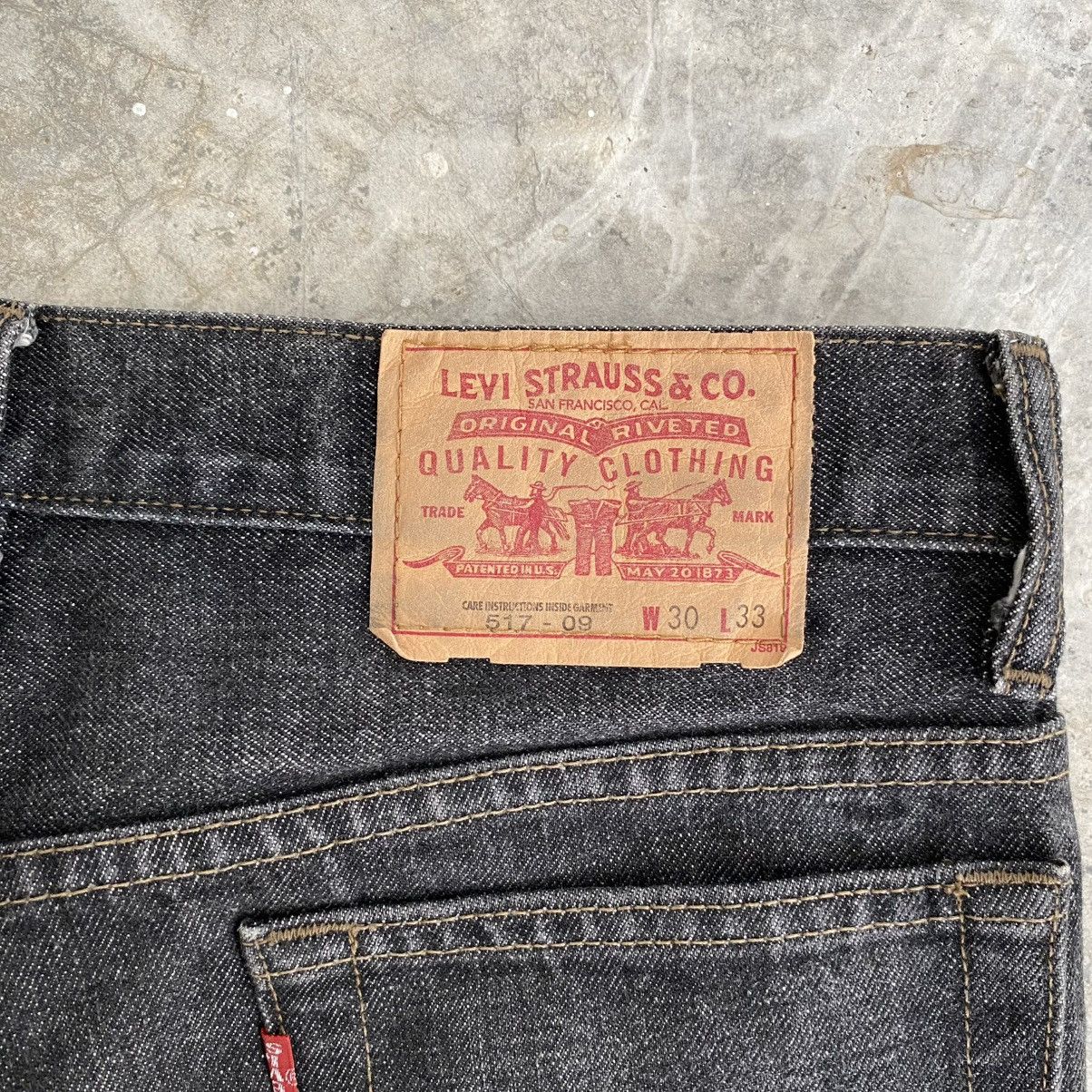 Levi's Size 30x31 Vintage Early 2000’s Levis 517 Black Flared Jeans Size US 30 / EU 46 - 17 Thumbnail