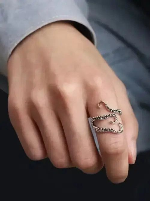 Ring Of Fire Vintage Punk Vintage octopus Ring Size ONE SIZE - 2 Thumbnail