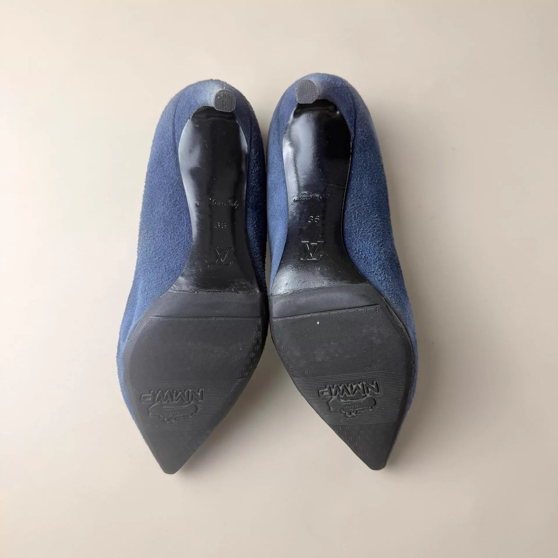 Louis Vuitton LV Women's Blue Gold Diamond Buckle Heels 36 95 Size US 5.5 / IT 35.5 - 6 Thumbnail