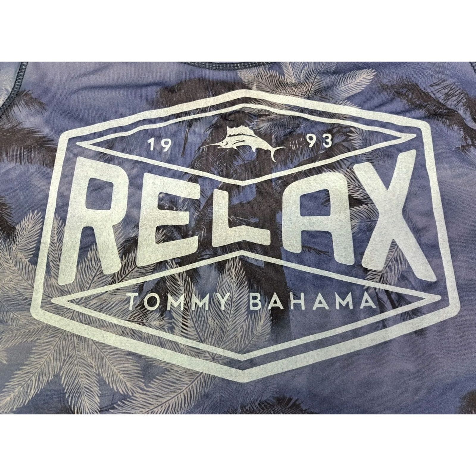 Tommy Bahama VINTAGE Tommy Bahama Mens Tropical Haze Relaxed Crew Neck T-Shirt Blue M #6777 Size US M / EU 48-50 / 2 - 5 Thumbnail