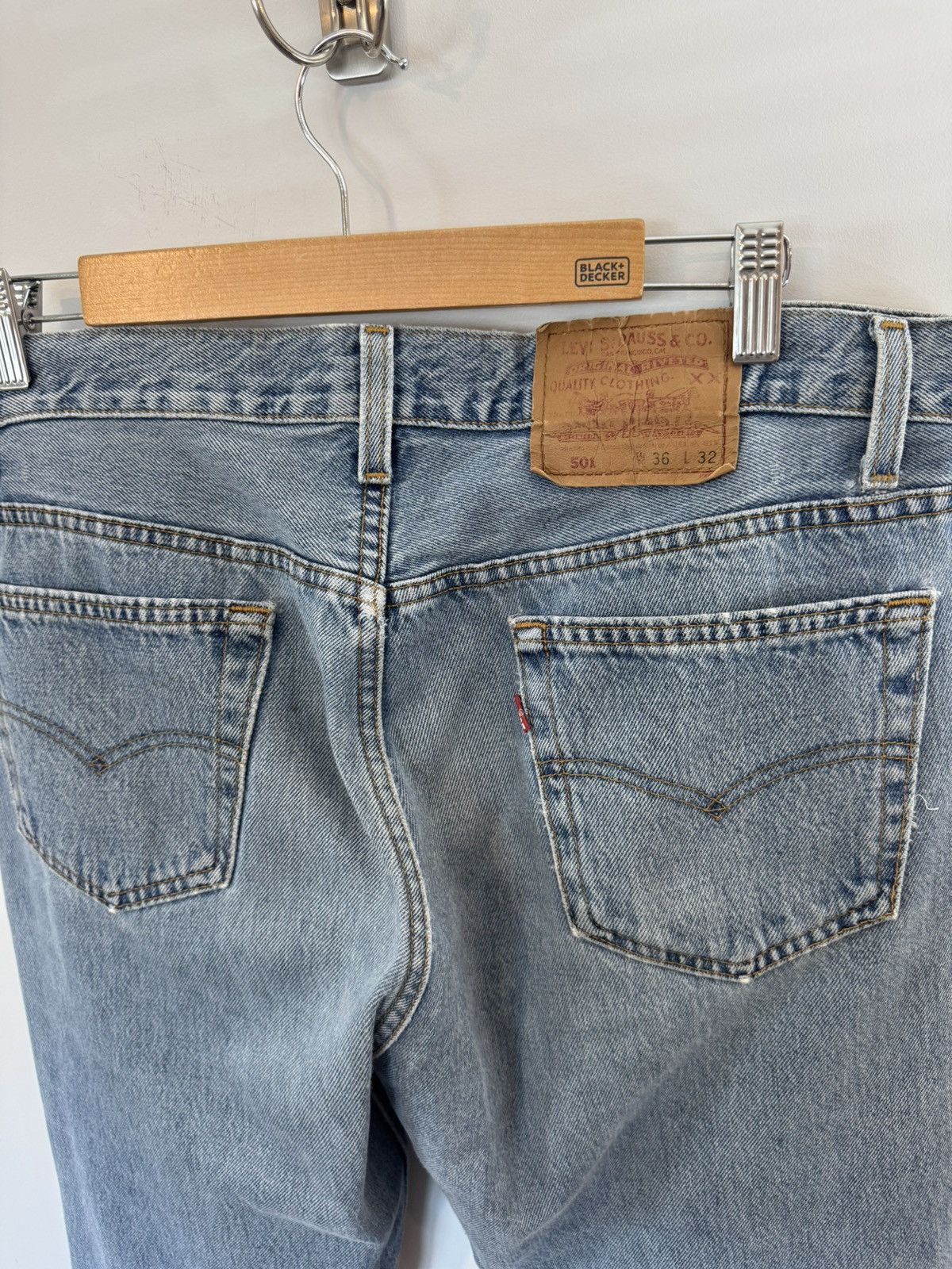 Levi's Vintage Clothing Vintage Levi’s 501 Jeans, W35 x L31.5, Made in U.S.A. Size US 35 - 5 Thumbnail