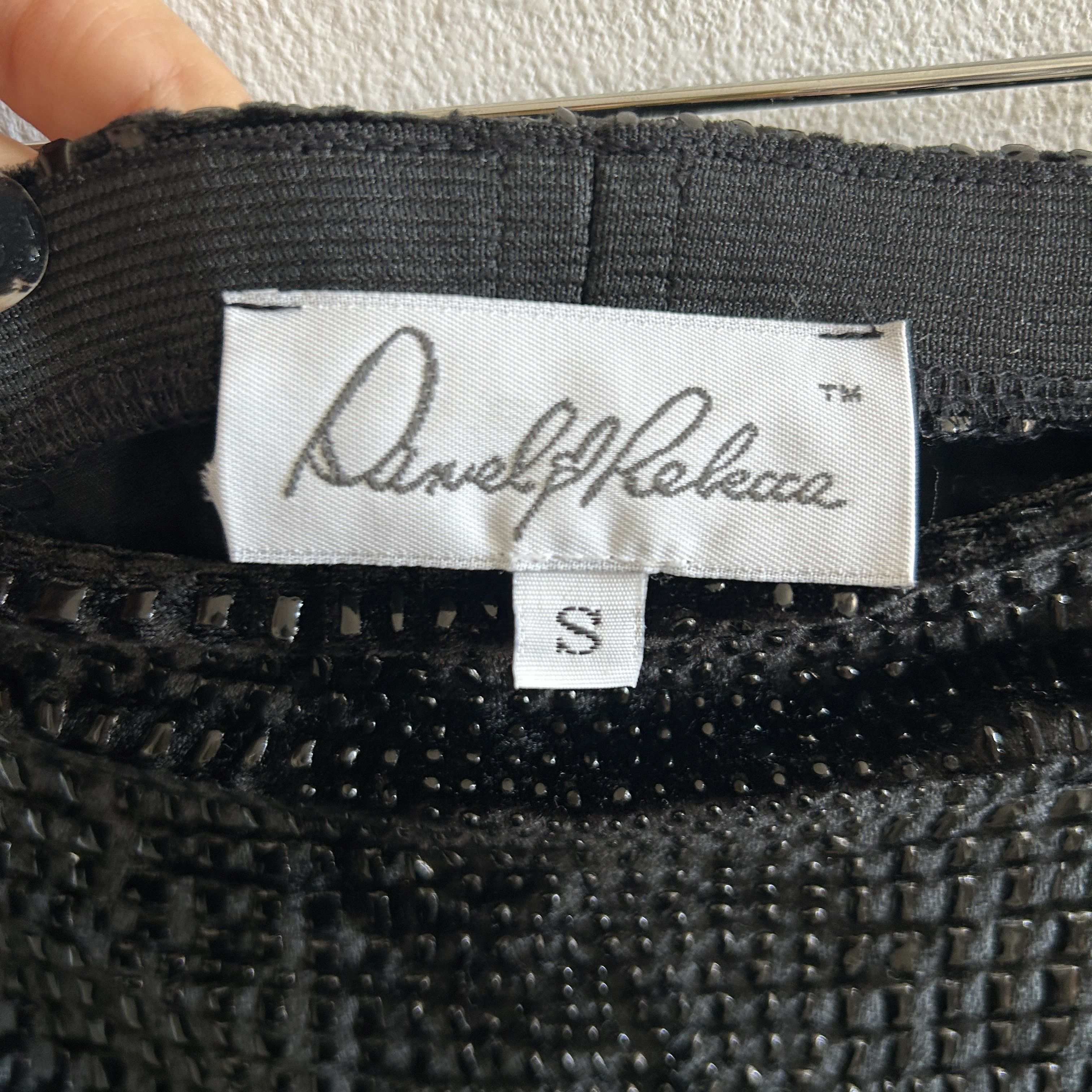 Vintage Vintage Black Crocodile Mini Skirt Size 28" / US 6 / IT 42 - 9 Thumbnail