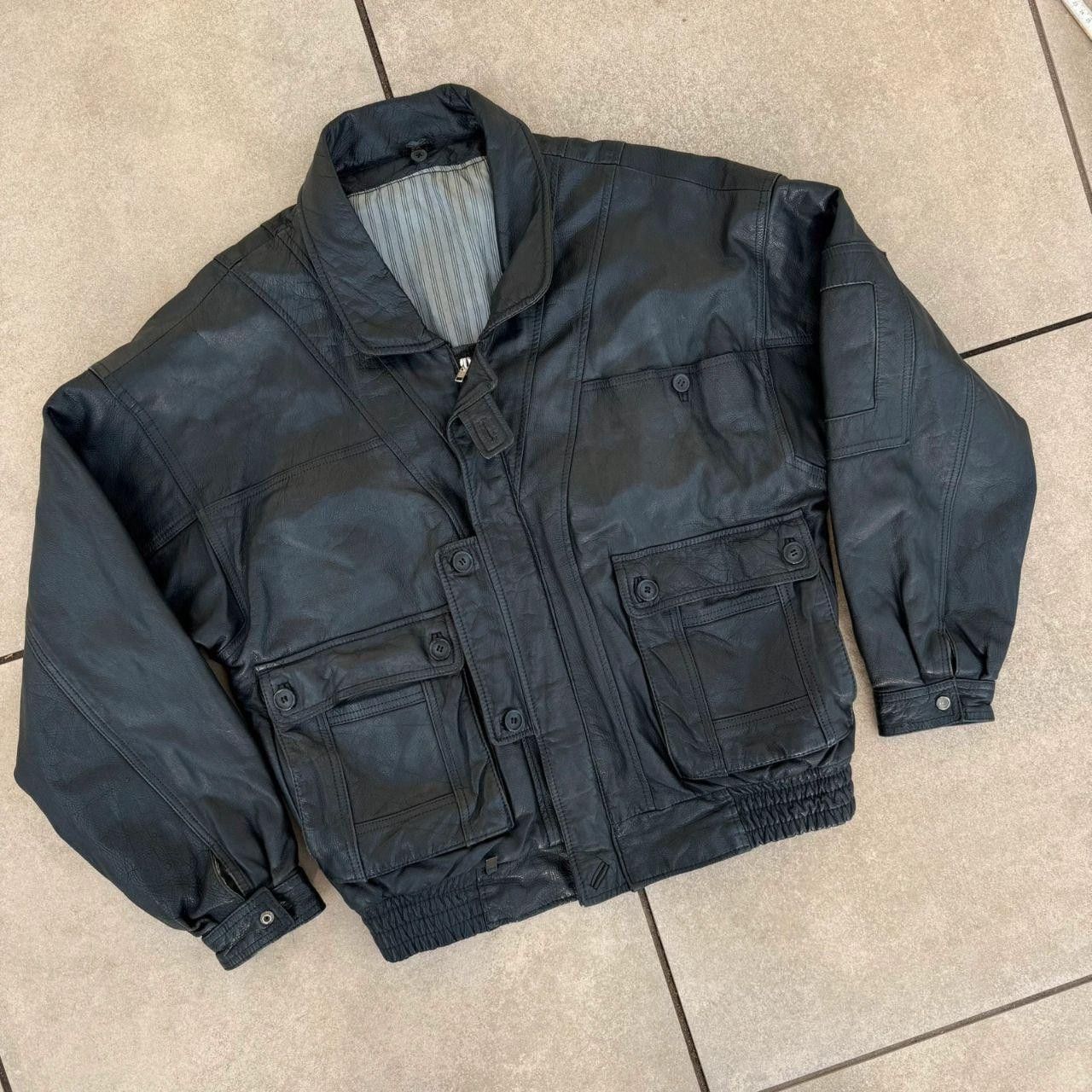 Vintage Black Real Leather Jacket Vintage 90s Boxy Cropped Size US L / EU 52-54 / 3 - 3 Thumbnail