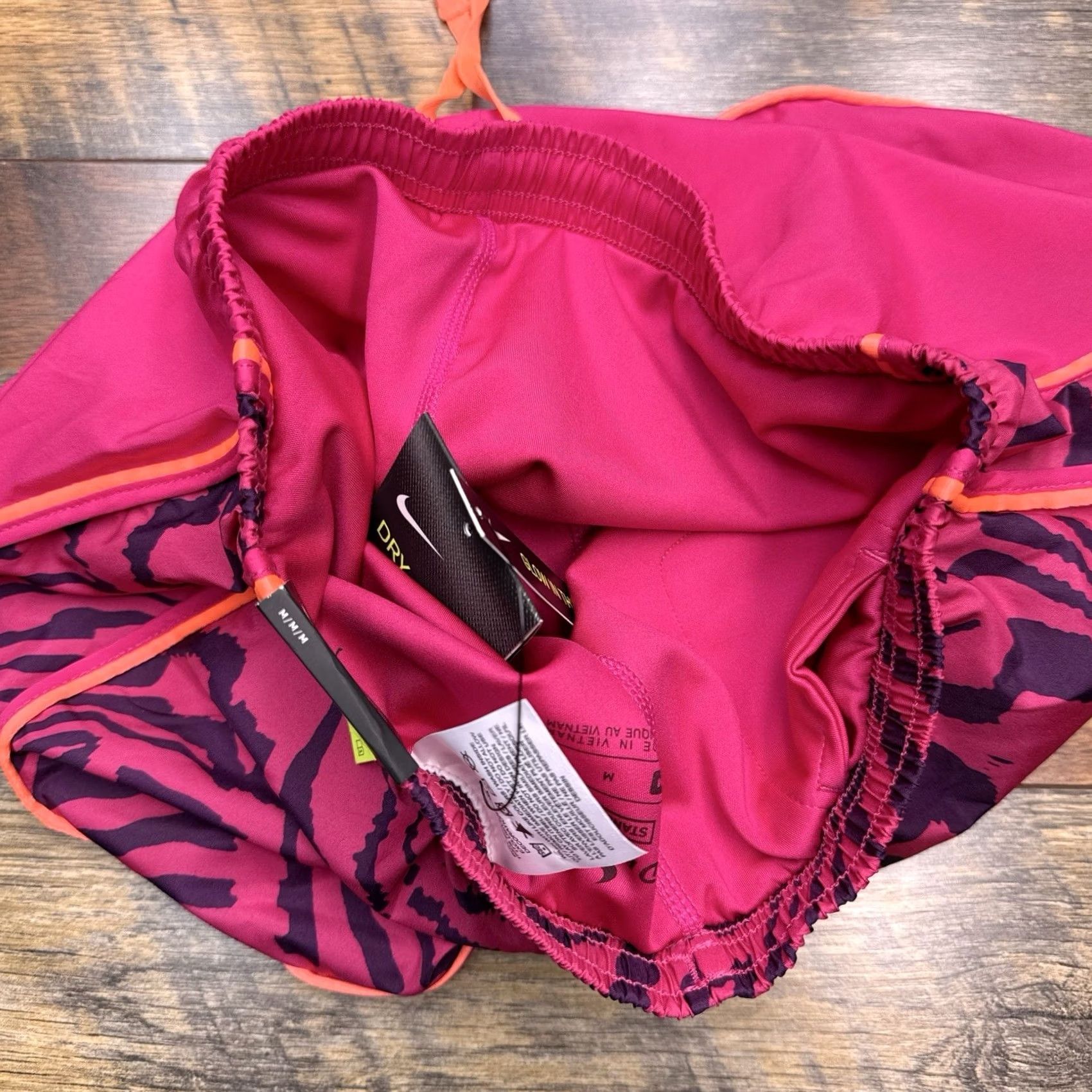 Nike Nike Shorts Girls M Pink DriFit Athletic Running New Size 32" / US 10 / IT 46 - 7 Thumbnail