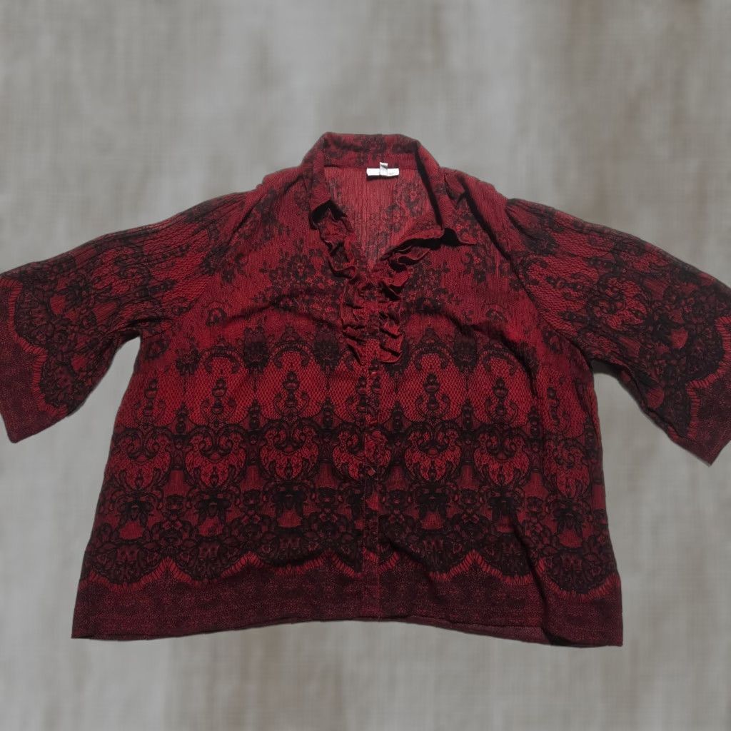 Vintage Fashion Bug Shirt Adults Womens 18 Red All-Over Floral Print 3/4 Sleeve Button Up Henley Bohemian Woman Size XXL / US 16-18 / IT 52-54 - 1 Thumbnail