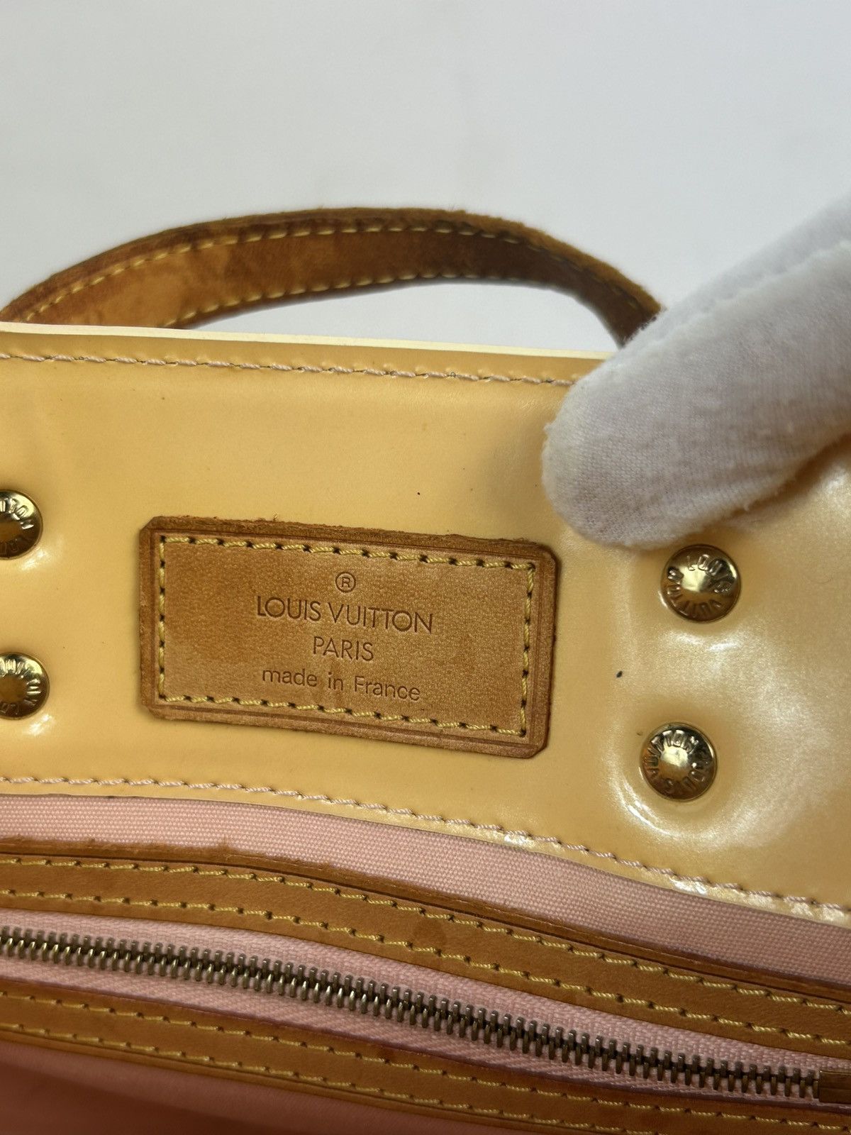 Louis Vuitton Louis Vuitton Vernis PM Reade Tote Bag Size ONE SIZE - 7 Thumbnail