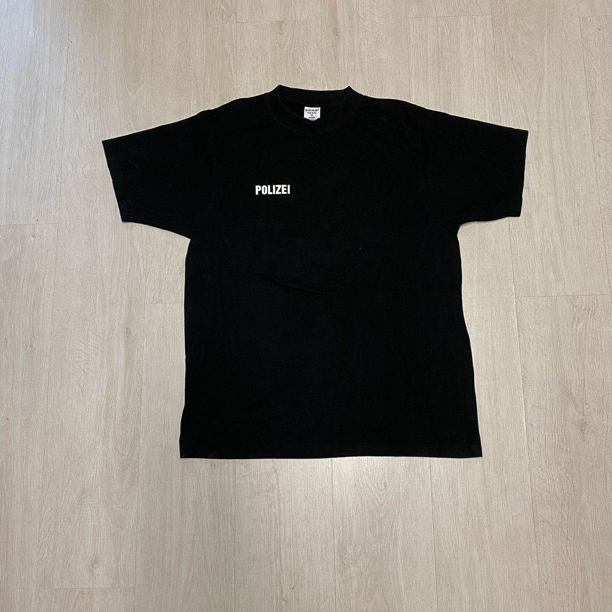 Vintage Vintage 90s „Polizei” tshirt Size US XL / EU 56 / 4 - 2 Thumbnail
