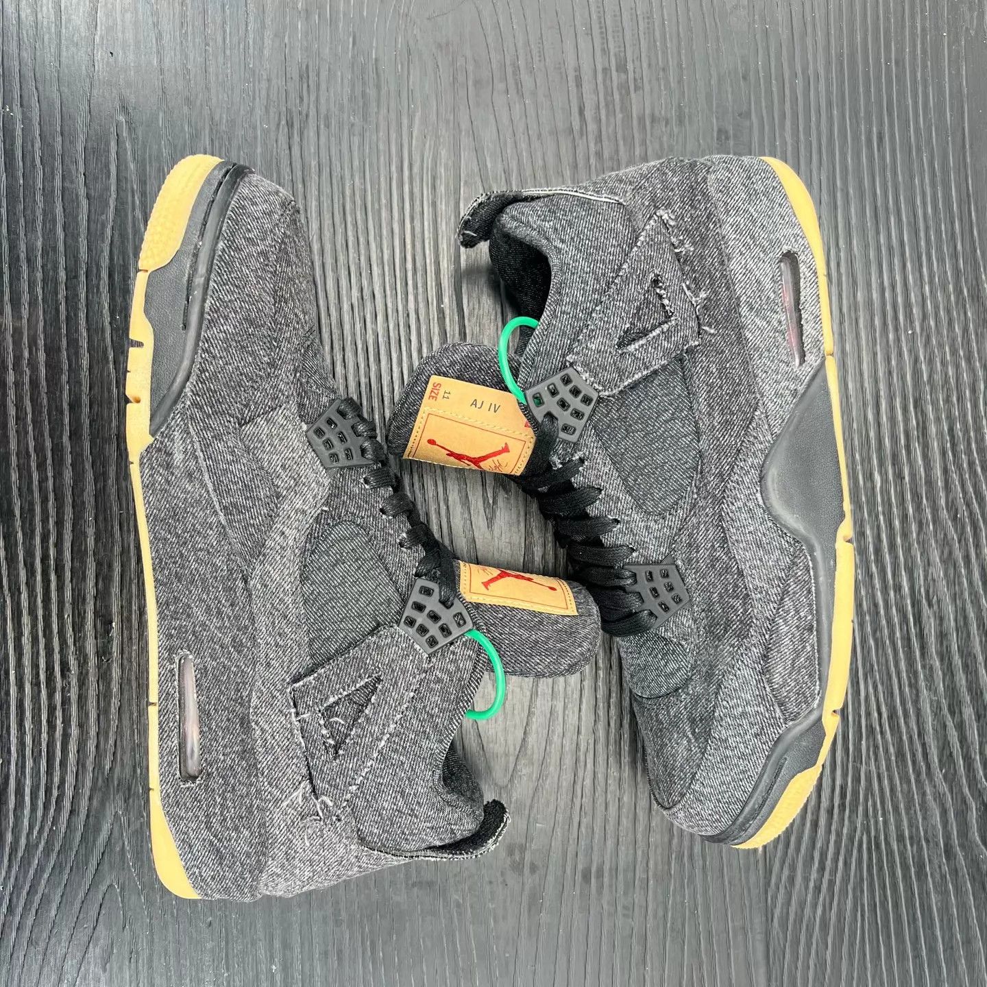 Levi's Levi's x Air Jordan 4 Black Size 45 Size US 12 / EU 45 - 2 Thumbnail