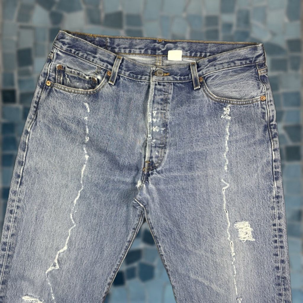 Levi's VINTAGE Levi's 501XX Jeans Men 36x32 Distressed Button Fly Straight Five-Pocket Denim Blue Size US 36 / EU 52 - 1 Thumbnail