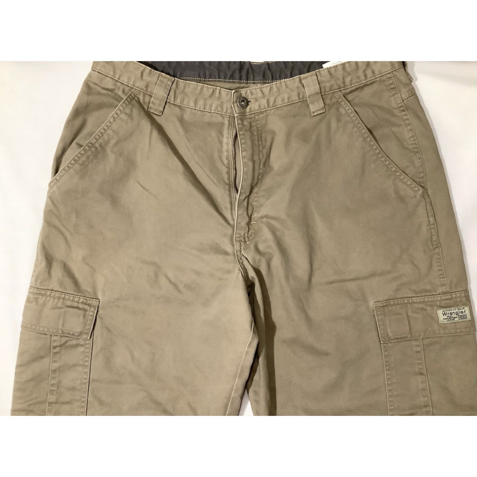 Wrangler Wrangler Hero Cargo Pants 34X30 Flat Front Cotton Beige Tan Mens Relaxed Fit Cargo Pocket Pants Size US 34 / EU 50 - 2 Thumbnail