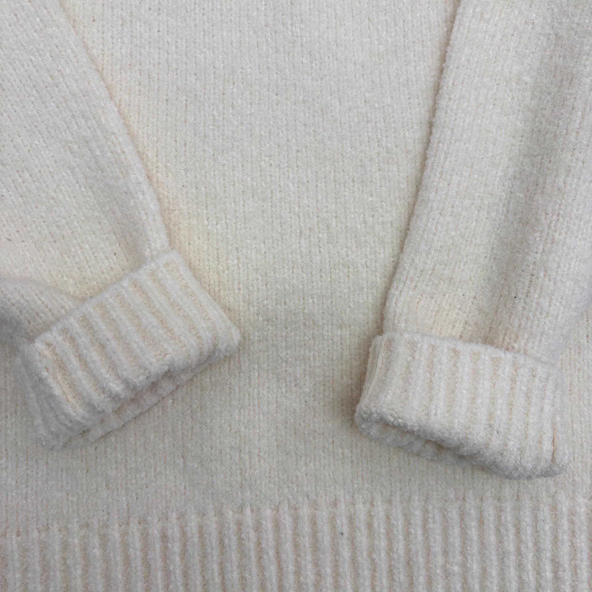 Louis Vuitton LV Logo Intarsia Teddy Sweater M 100% Wool Size US M / EU 48-50 / 2 - 4 Thumbnail
